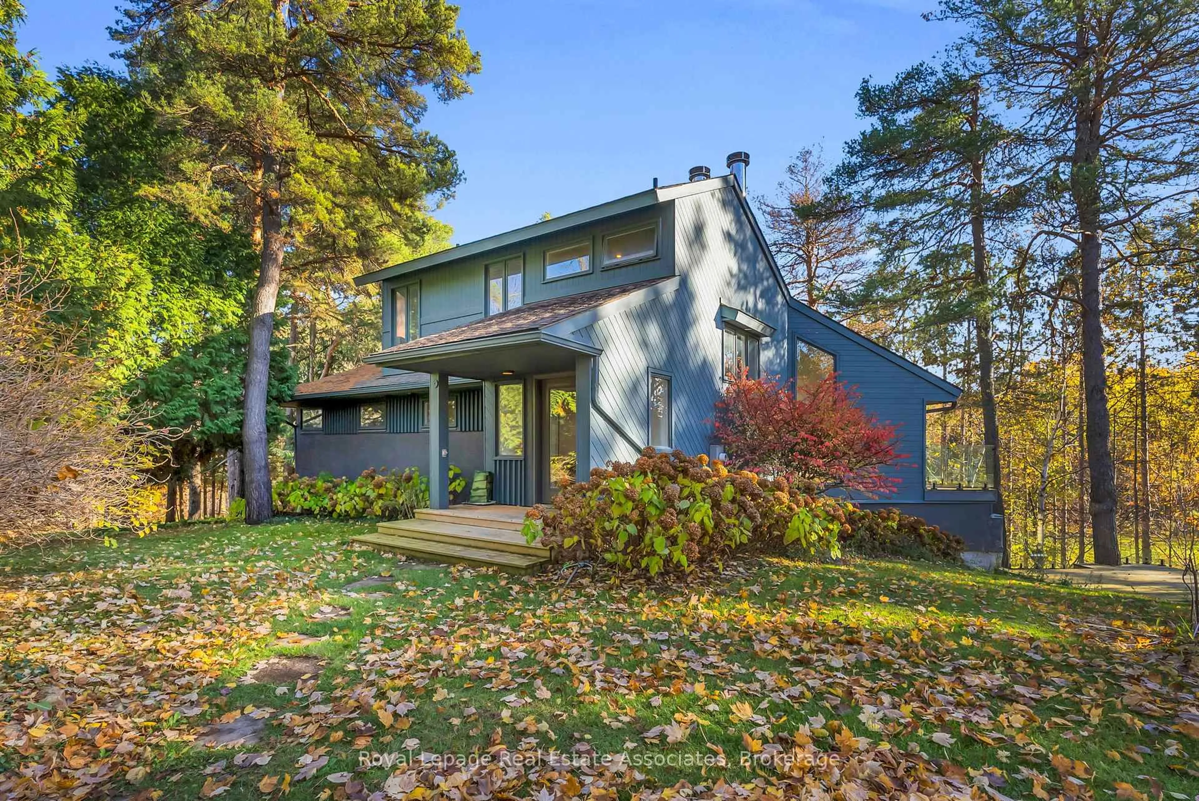 Home with vinyl exterior material, unknown for 758129 2ND Line, Mulmur Ontario L9V 0G8