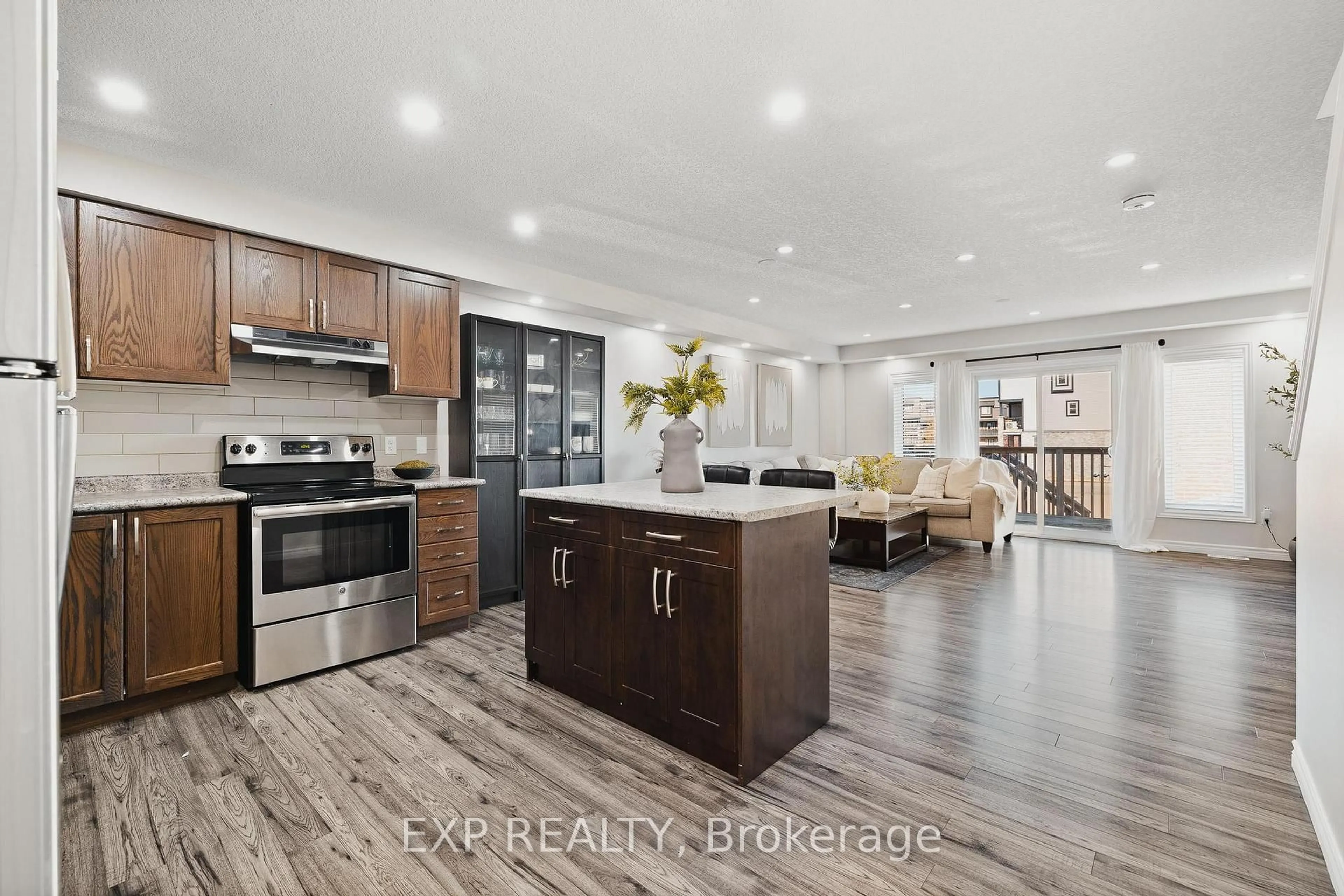 Open concept kitchen, unknown for 1989 Ottawa St, Kitchener Ontario N2E 0G7