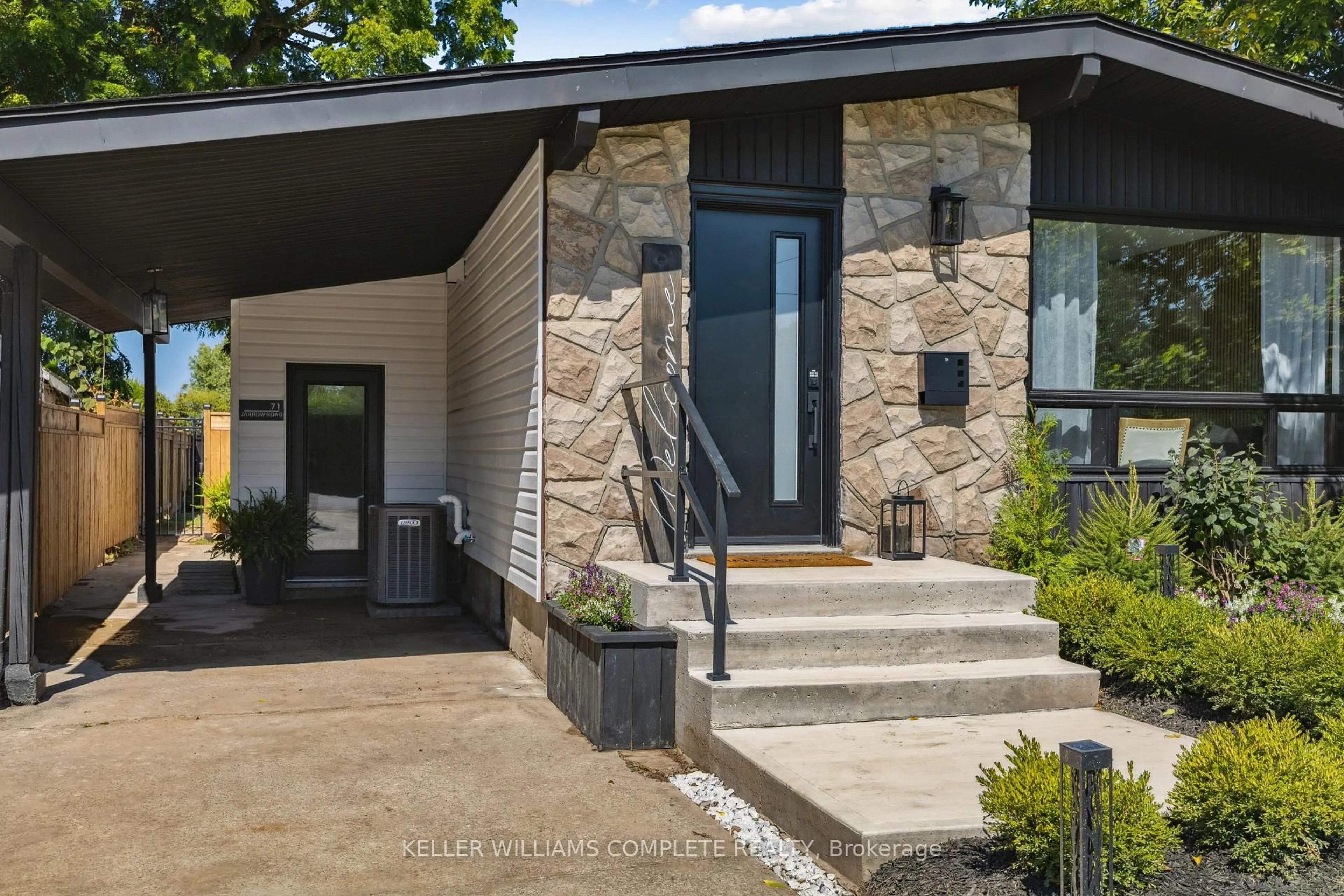 Home with brick exterior material, street for 71 Jarrow Rd, St. Catharines Ontario L2M 1B7