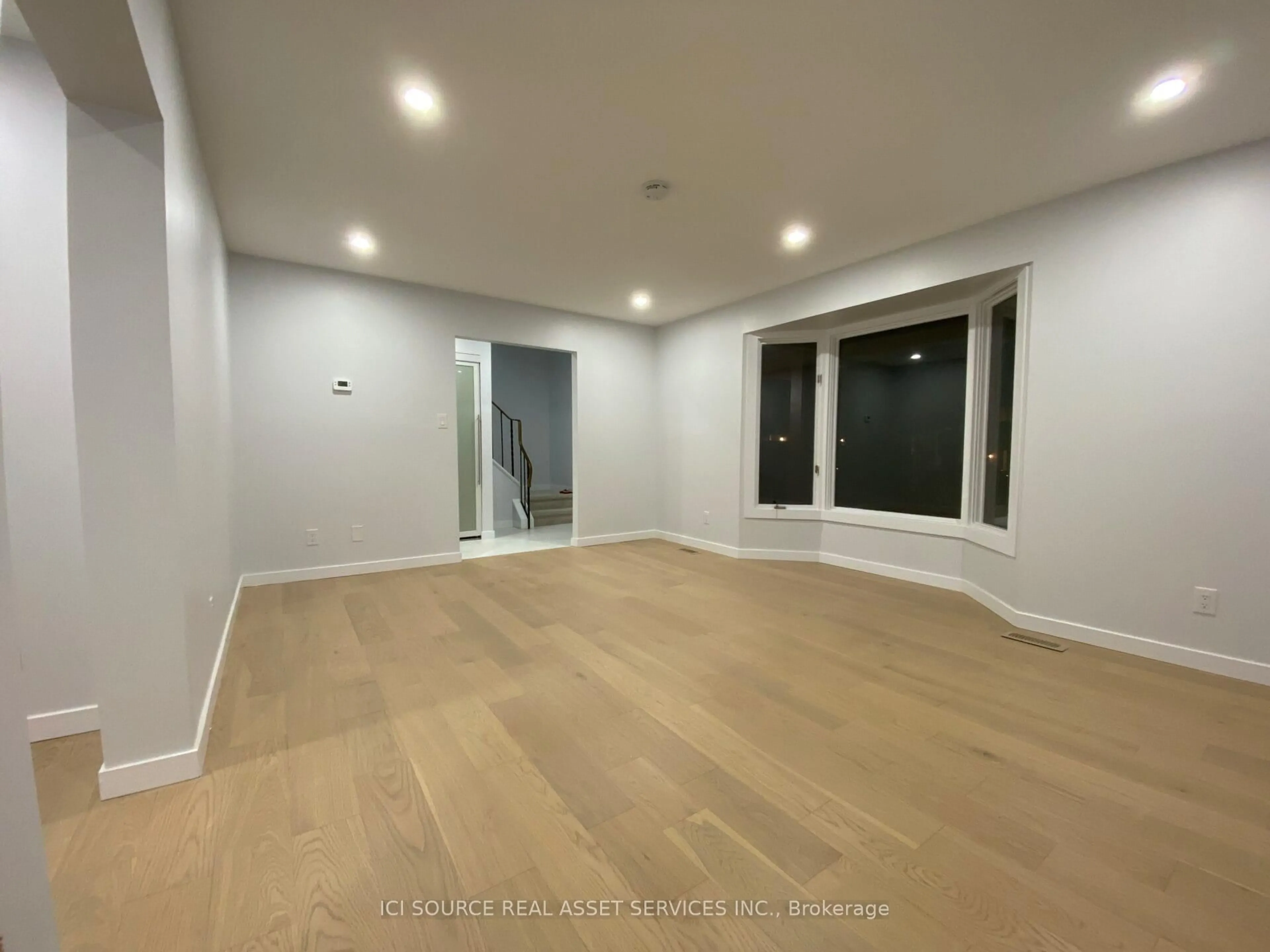 A pic of a room for 15 Scharf Lane, Kanata Ontario K2L 2K3