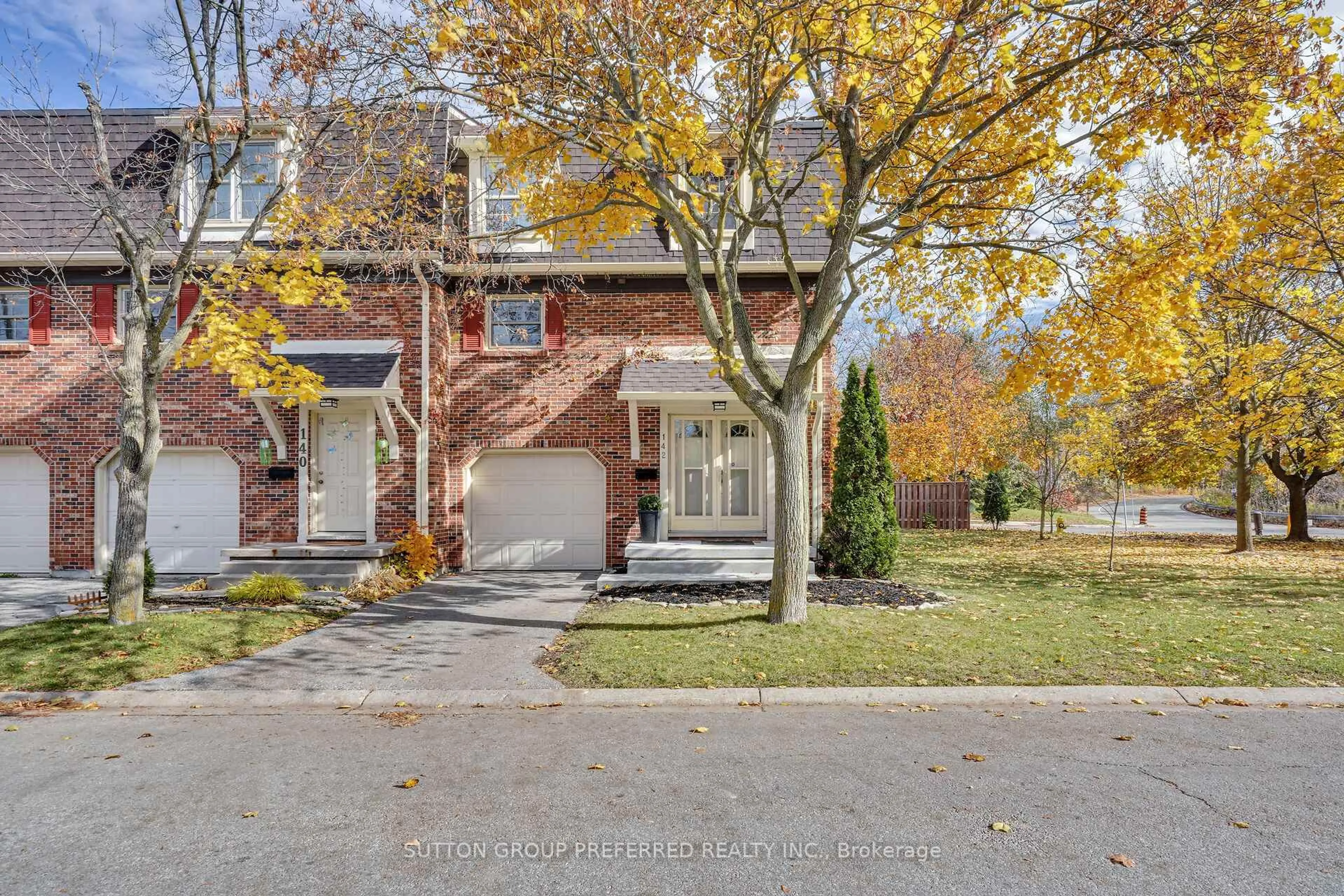 Home with brick exterior material, street for 900 POND VIEW Rd #142, London South Ontario N5Z 4L7