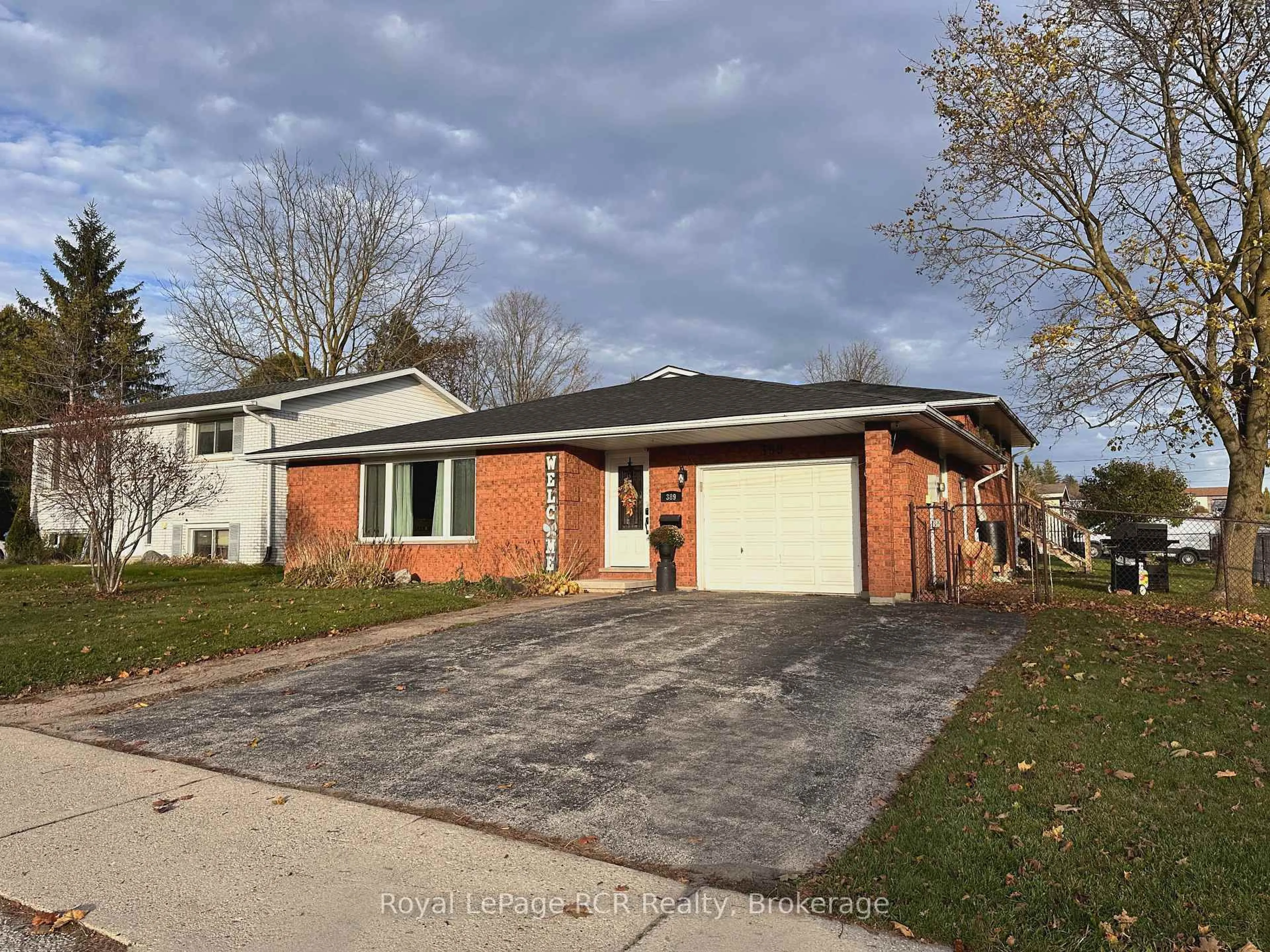 Home with brick exterior material, street for 389 17th Ave, Hanover Ontario N4N 3A2