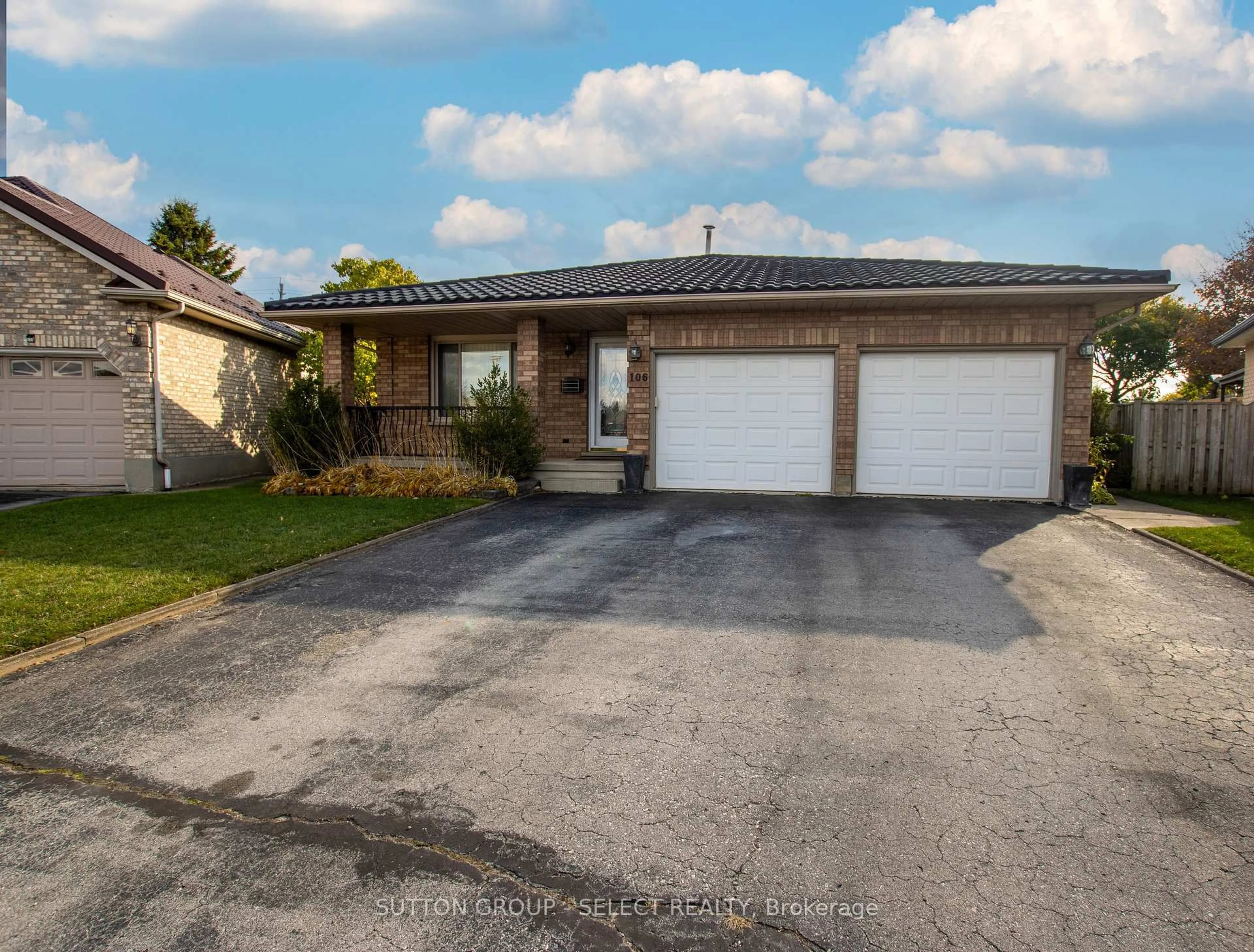 Unknown for 106 CHRISTIANS Crt, London East Ontario N5V 4P1