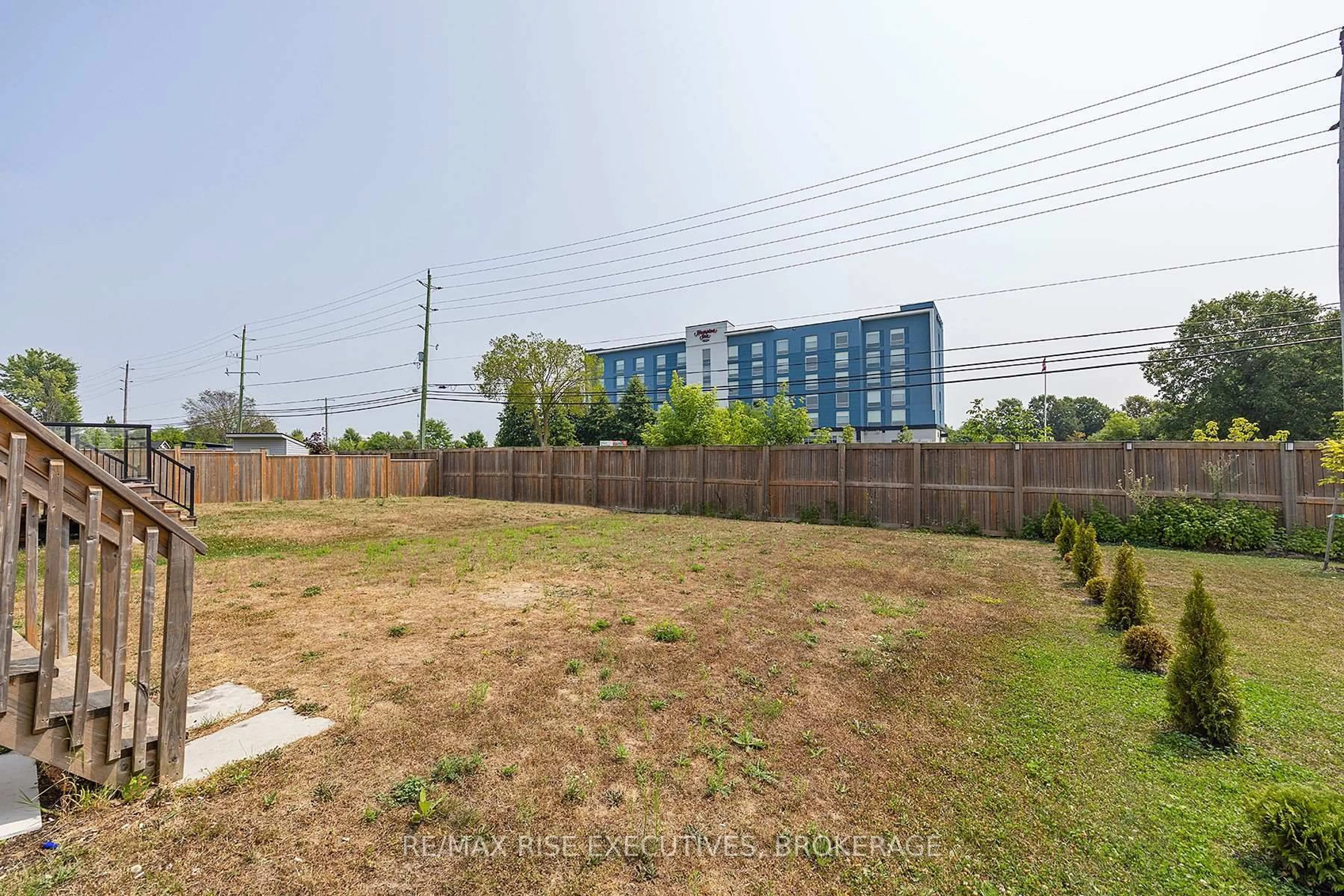 A pic from outside/outdoor area/front of a property/back of a property/a pic from drone, unknown for 648 Halloway Dr, Kingston Ontario K7K 0H4