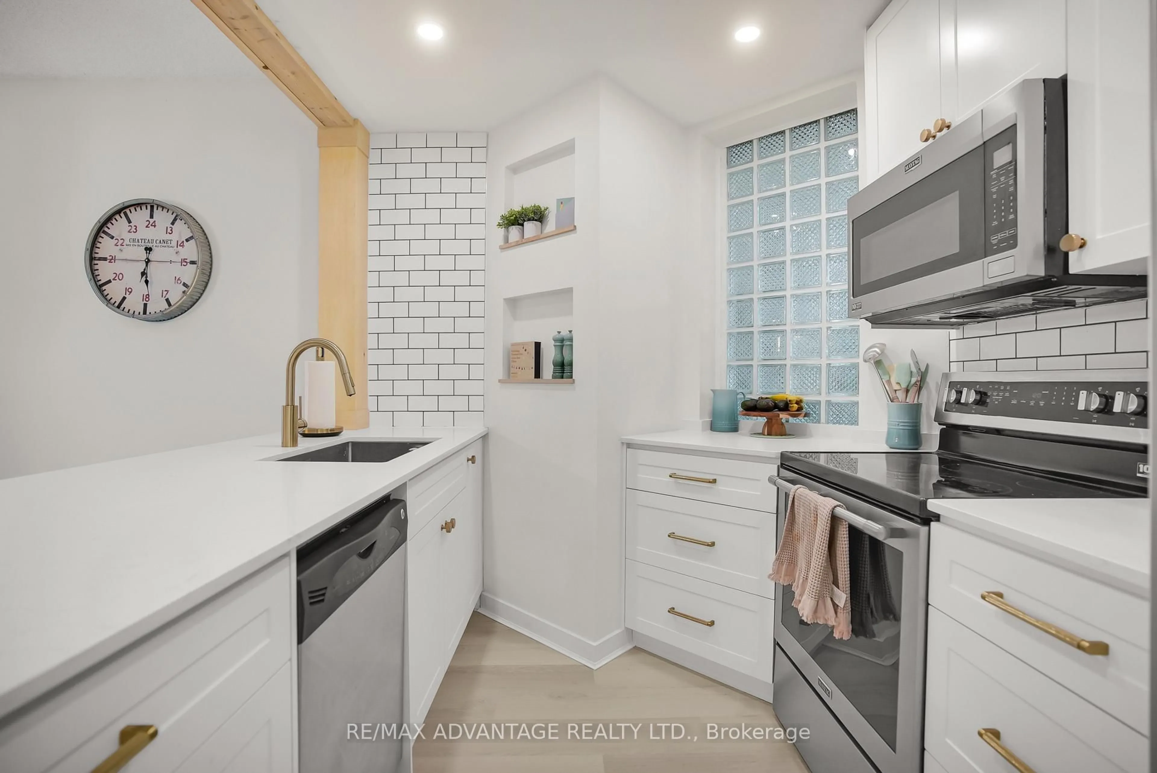 Unknown for 460 Wellington St #408, London East Ontario N6A 3P8