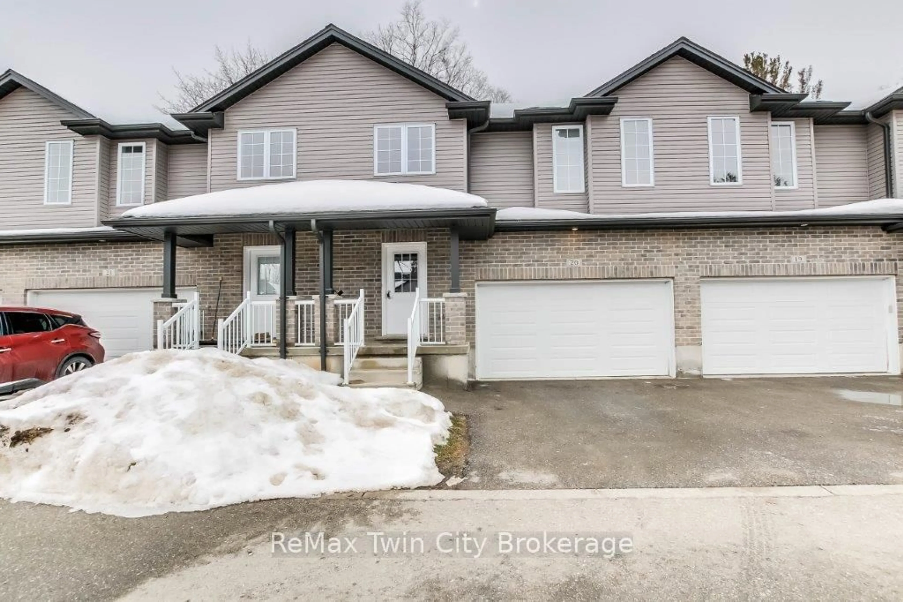Unknown for 343 Huron St #20, Woodstock Ontario N4S 7A5