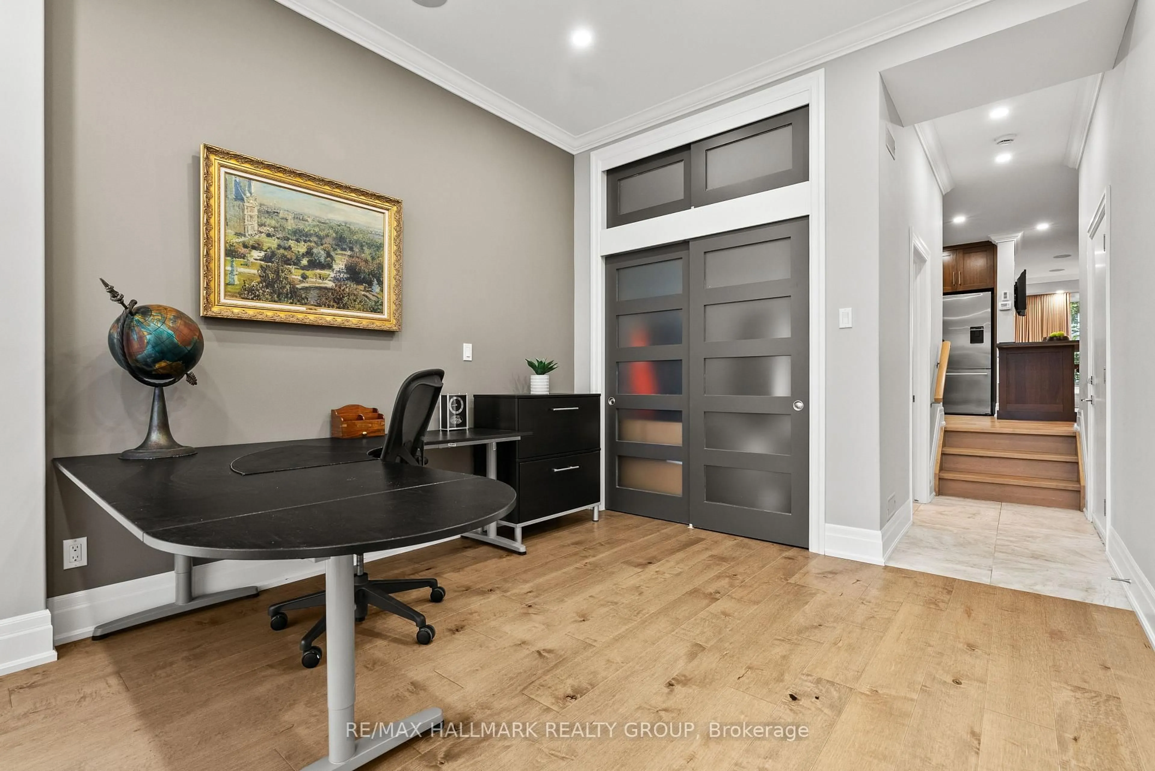 Unknown for 217 Belford Cres, Ottawa Ontario K1Z 7A9