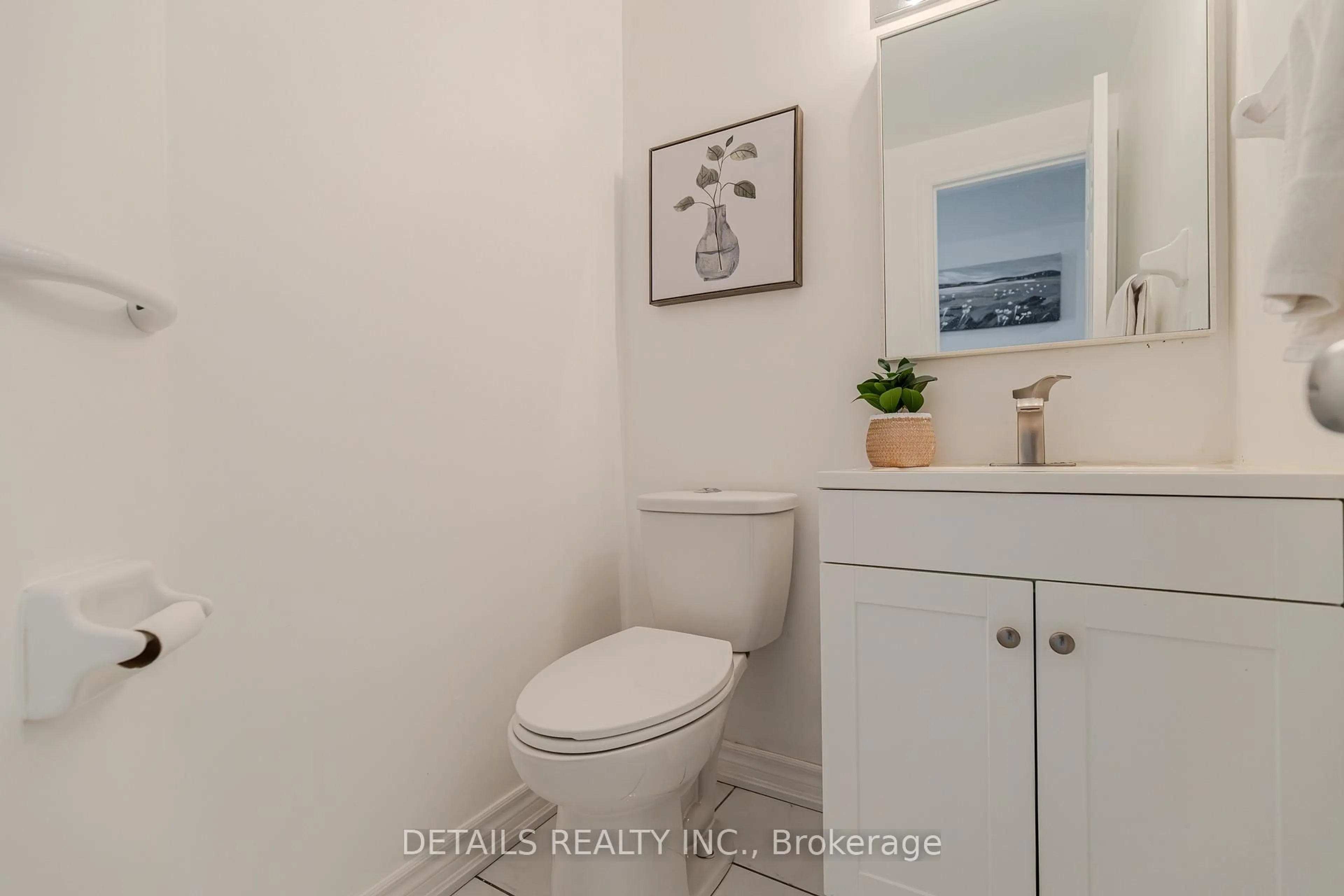 Standard bathroom, unknown for 2592 Crosscut Terr, Ottawa Ontario K1T 4A1