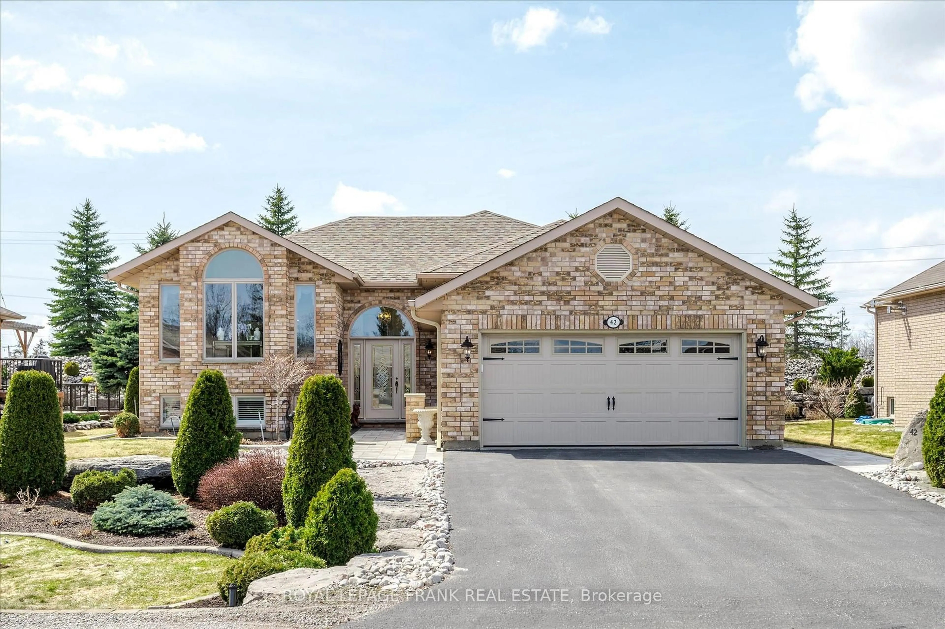 Home with brick exterior material, street for 42 Huntingwood Cres, Kawartha Lakes Ontario K0M 1A0