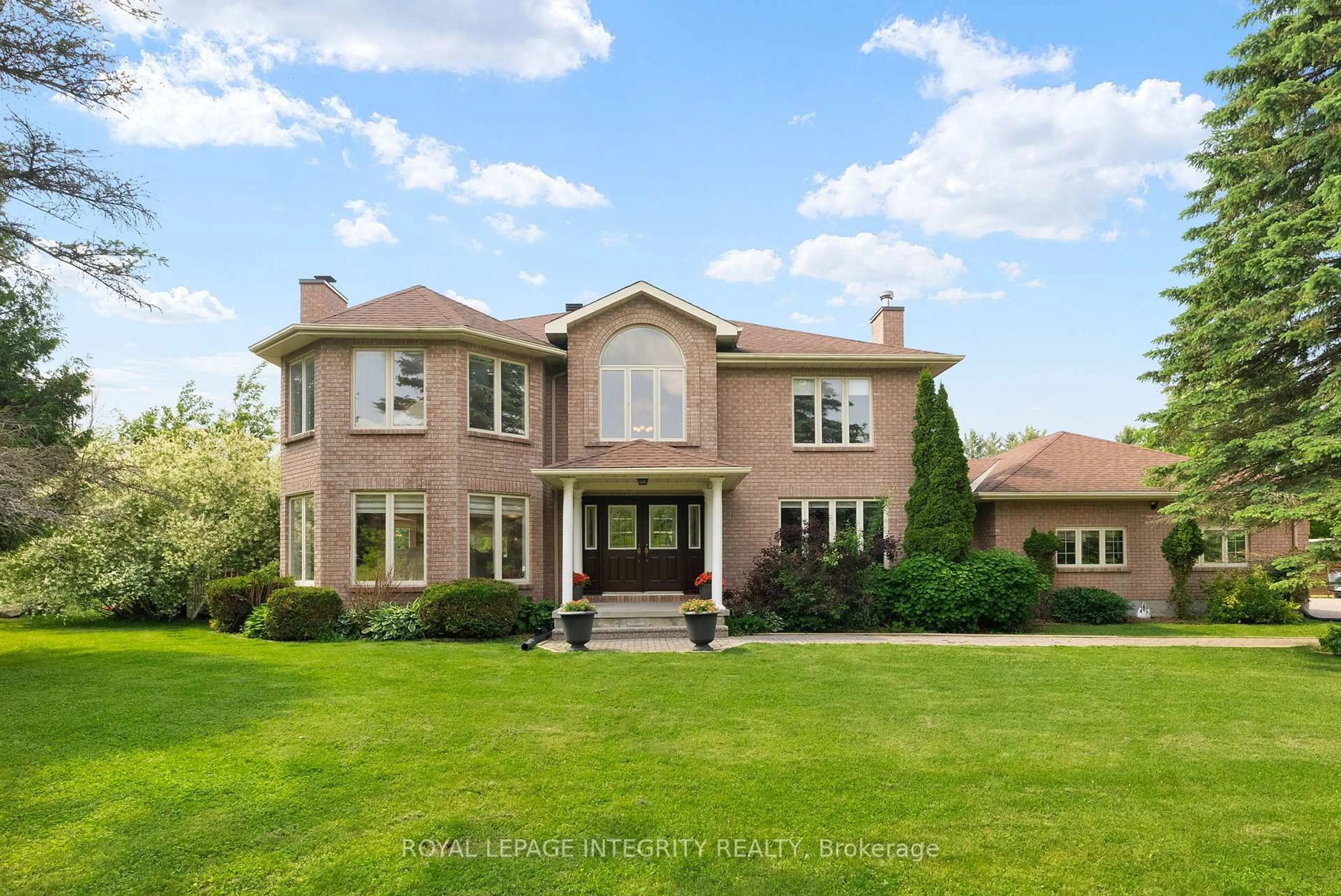 Home with brick exterior material, unknown for 22 Marchbrook Circ, Ottawa Ontario K2W 1A1