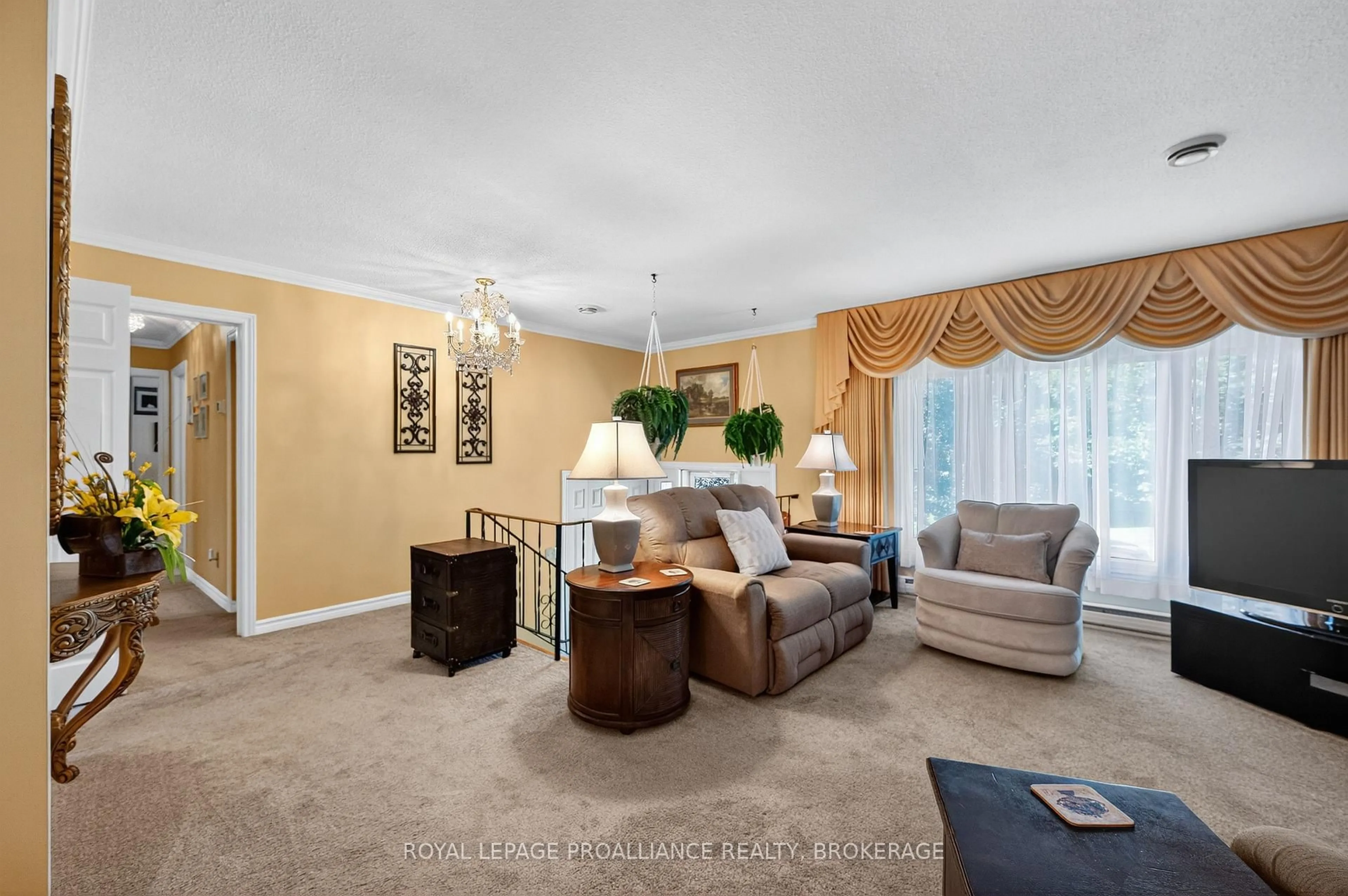 Living room with furniture, unknown for 862 Berwick Pl, Kingston Ontario K7M 6B6