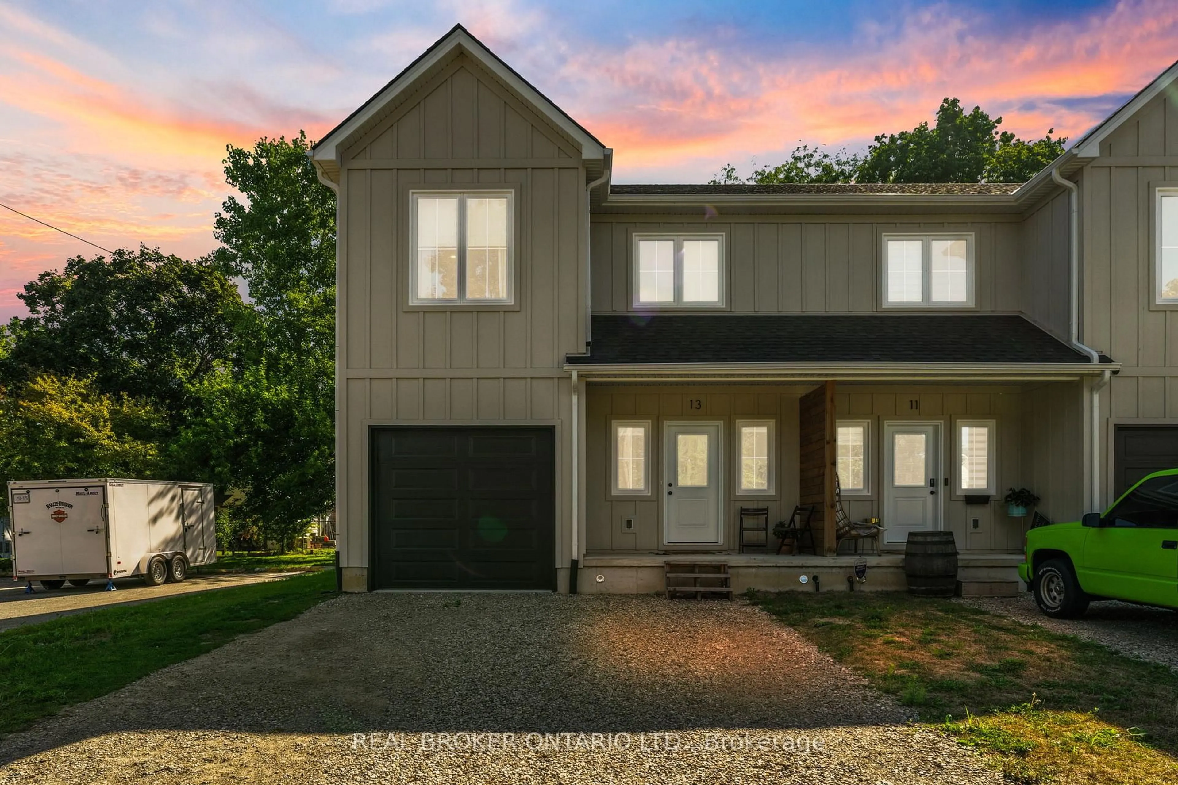 Home with vinyl exterior material, street for 13 Linden St, Aylmer Ontario N5H 0B8