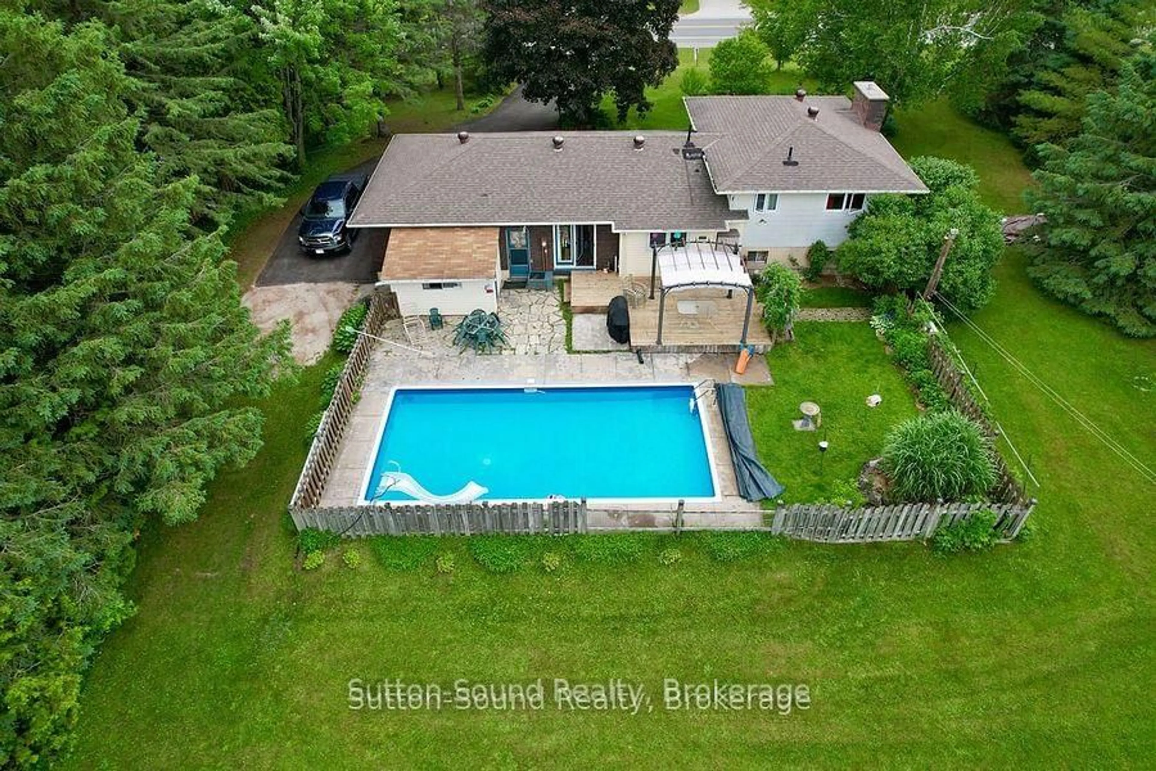 A pic from outside/outdoor area/front of a property/back of a property/a pic from drone, water/lake/river/ocean view for 719140 Highway 6 Highway, Georgian Bluffs Ontario N0H 2K0