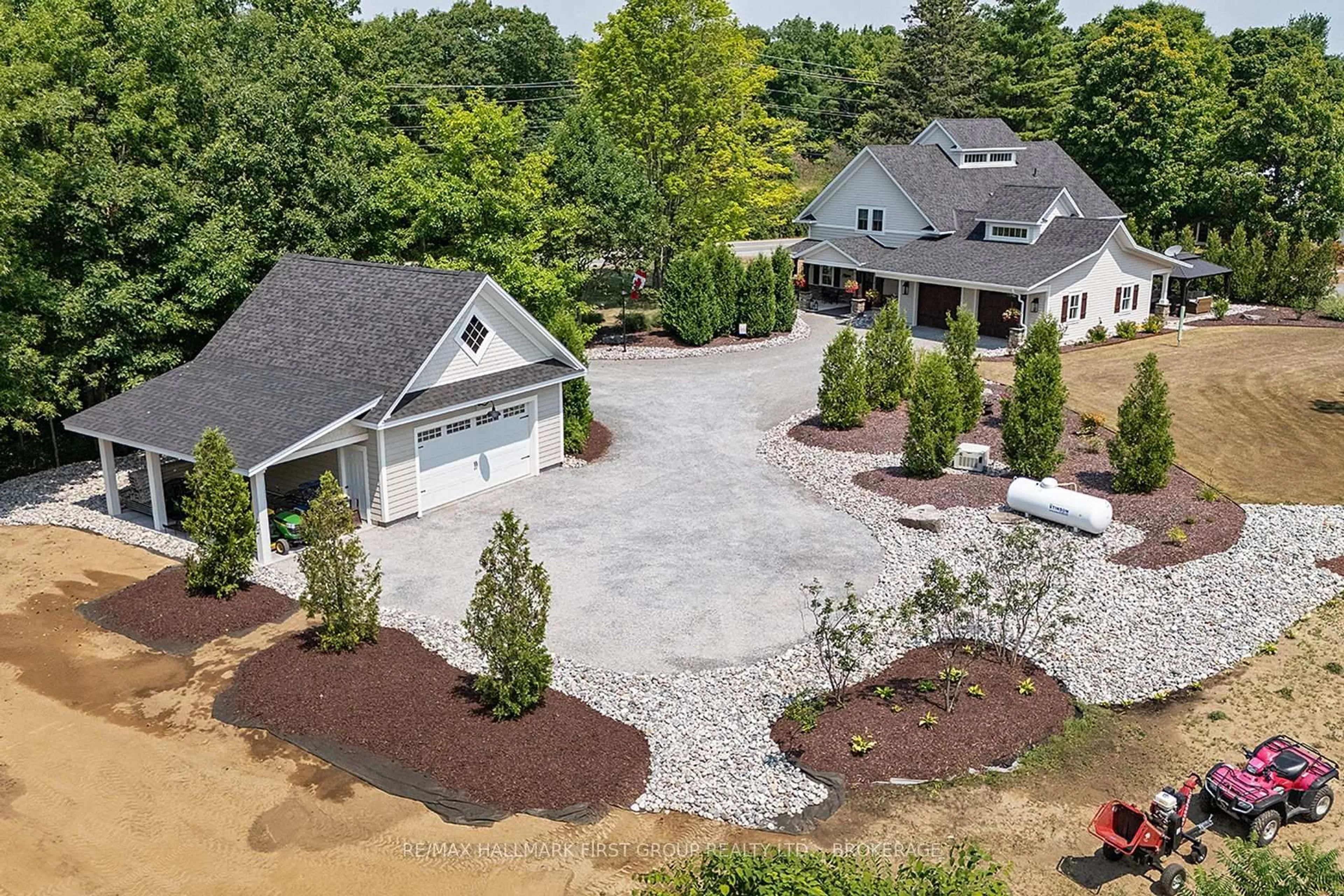 A pic from outside/outdoor area/front of a property/back of a property/a pic from drone, street for 1335 County Road 2, Leeds and the Thousand Islands Ontario K0E 1R0