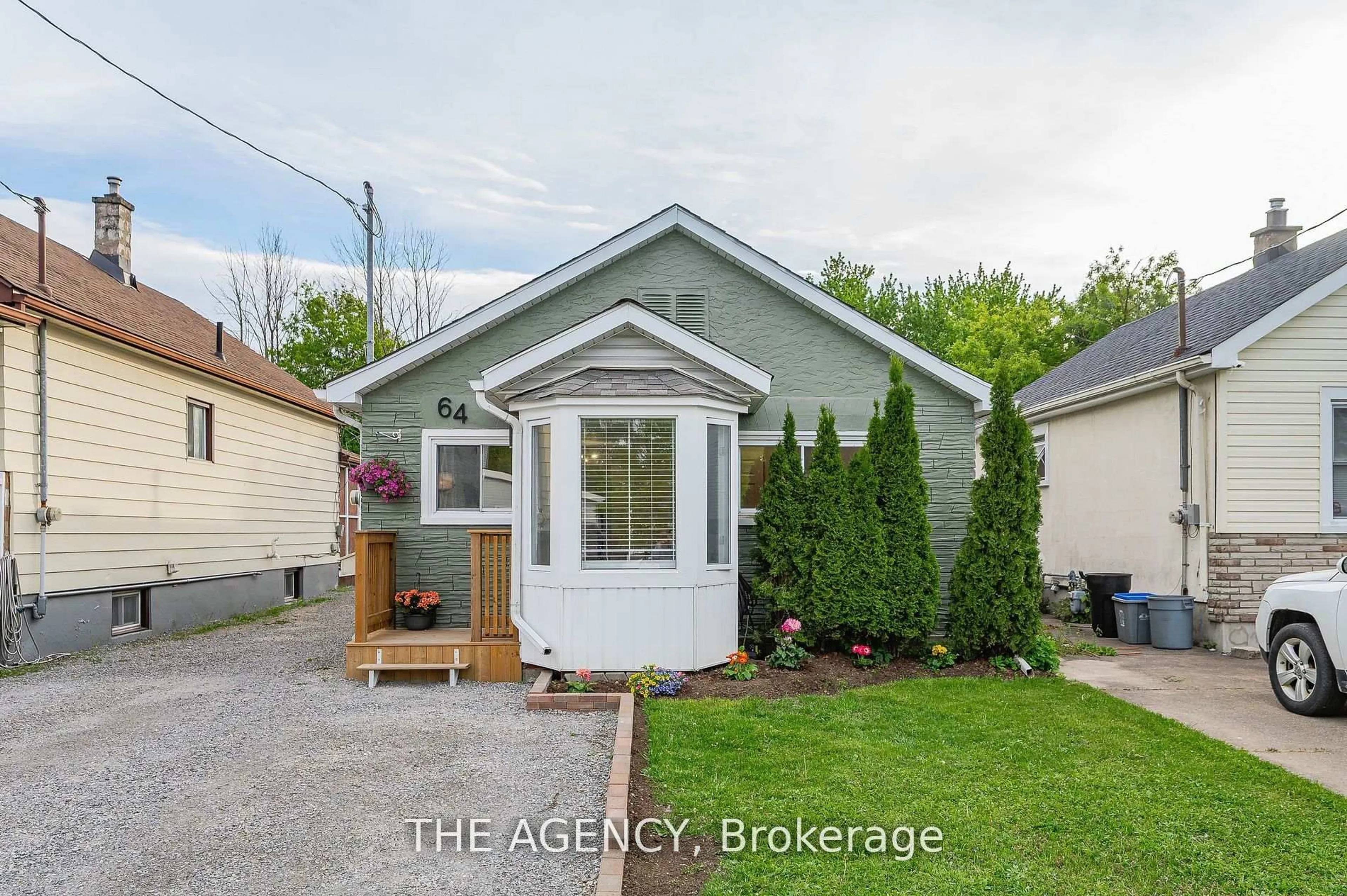 Shed for 64 Churchill St, St. Catharines Ontario L2S 2P5