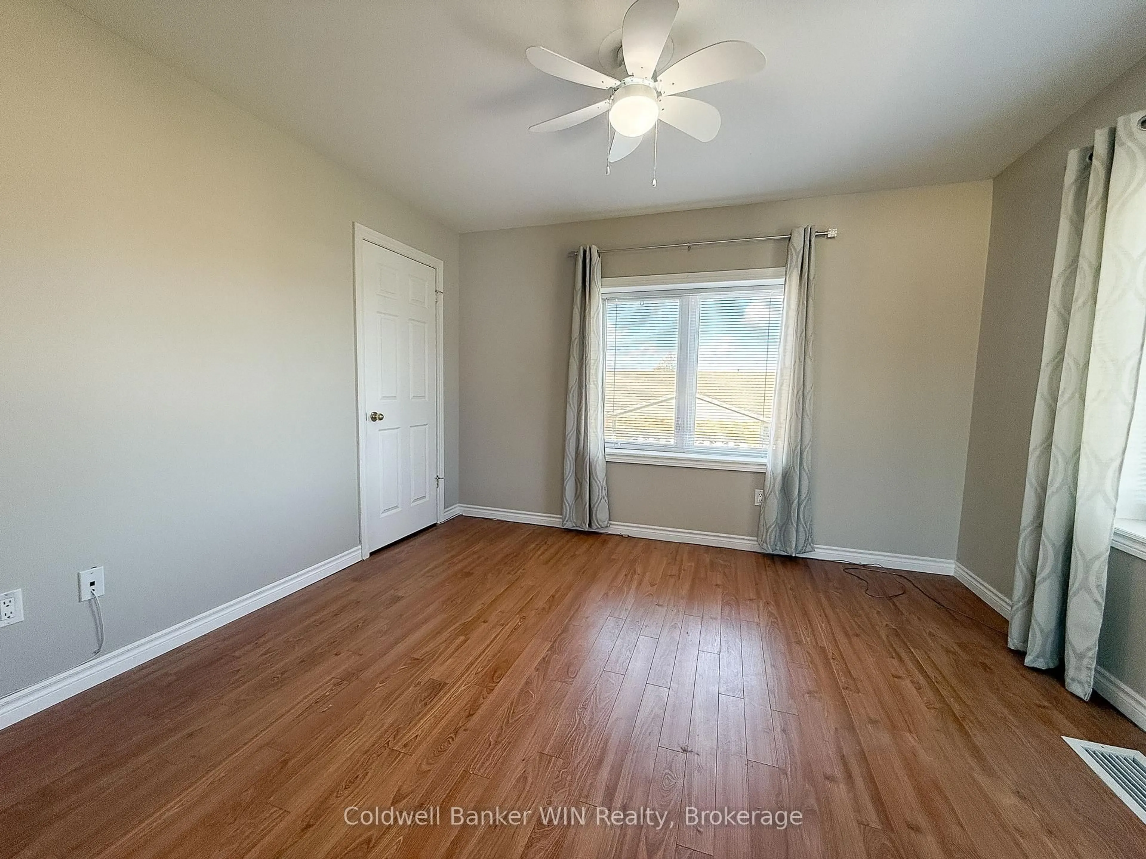 A pic of a room for 401 Birmingham St #211, Wellington North Ontario N0G 2L2