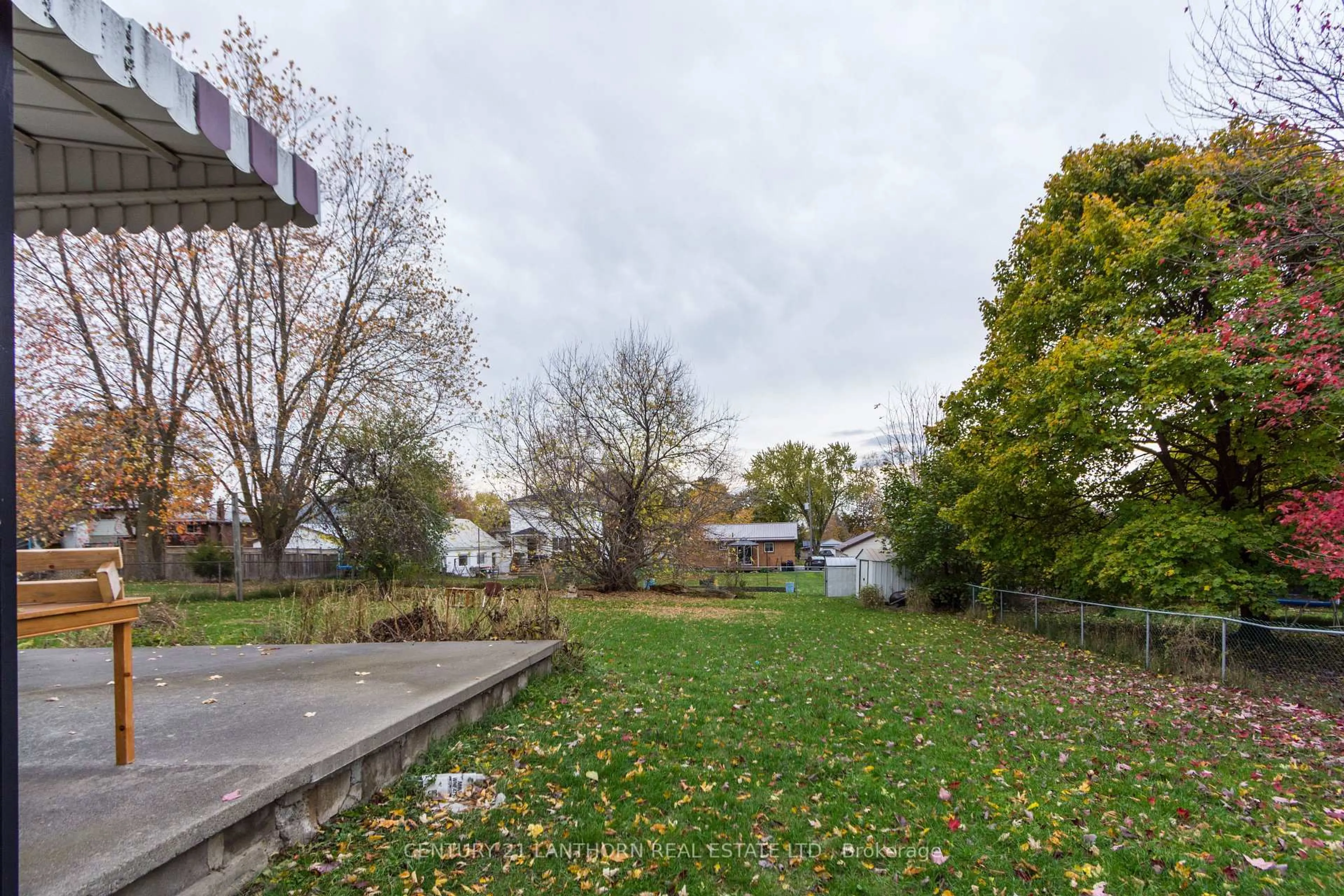 Patio, street for 485 Sidney St, Belleville Ontario K8P 4A3