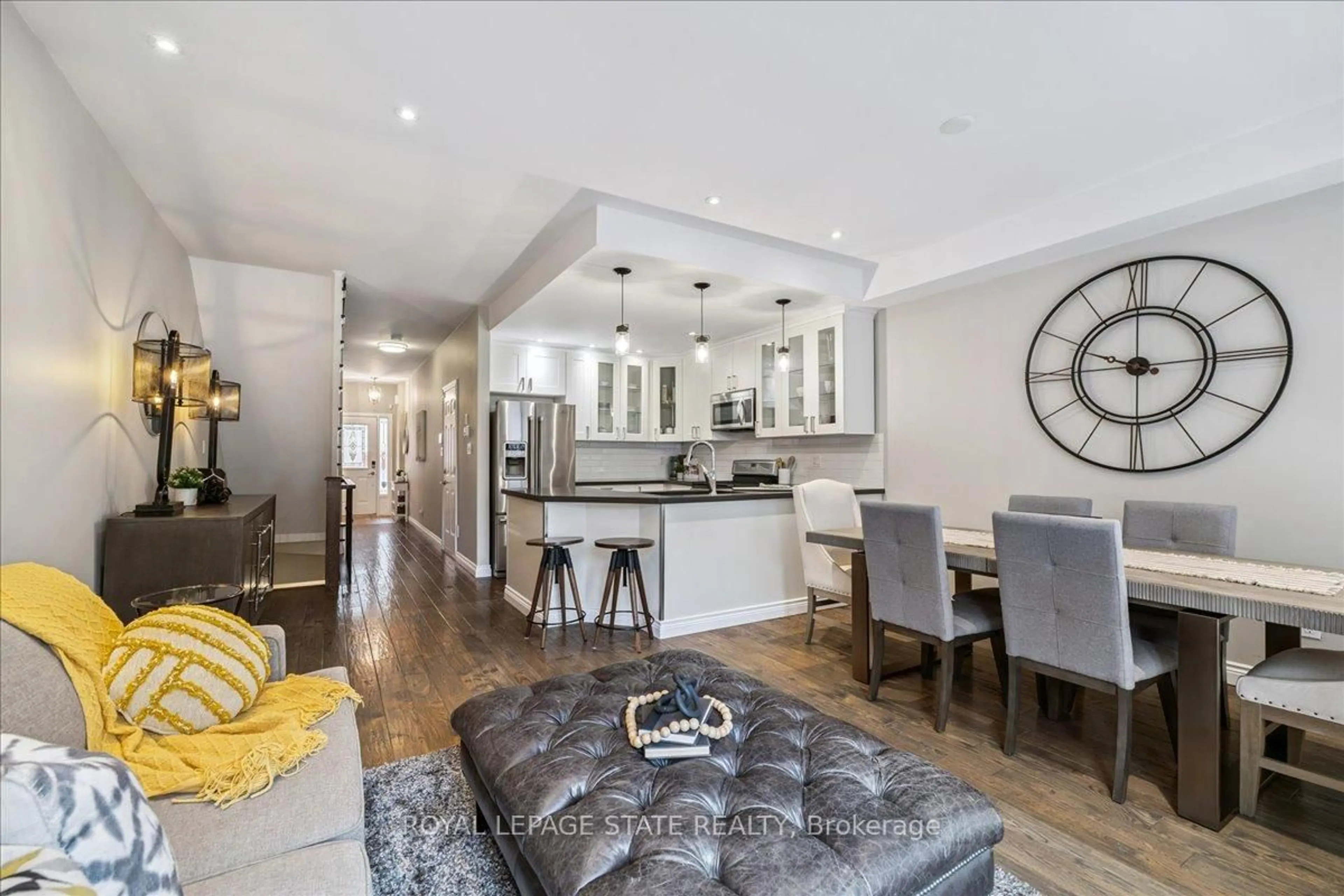 Open concept kitchen, unknown for 100 Beddoe Dr #51, Hamilton Ontario L8P 4Z2