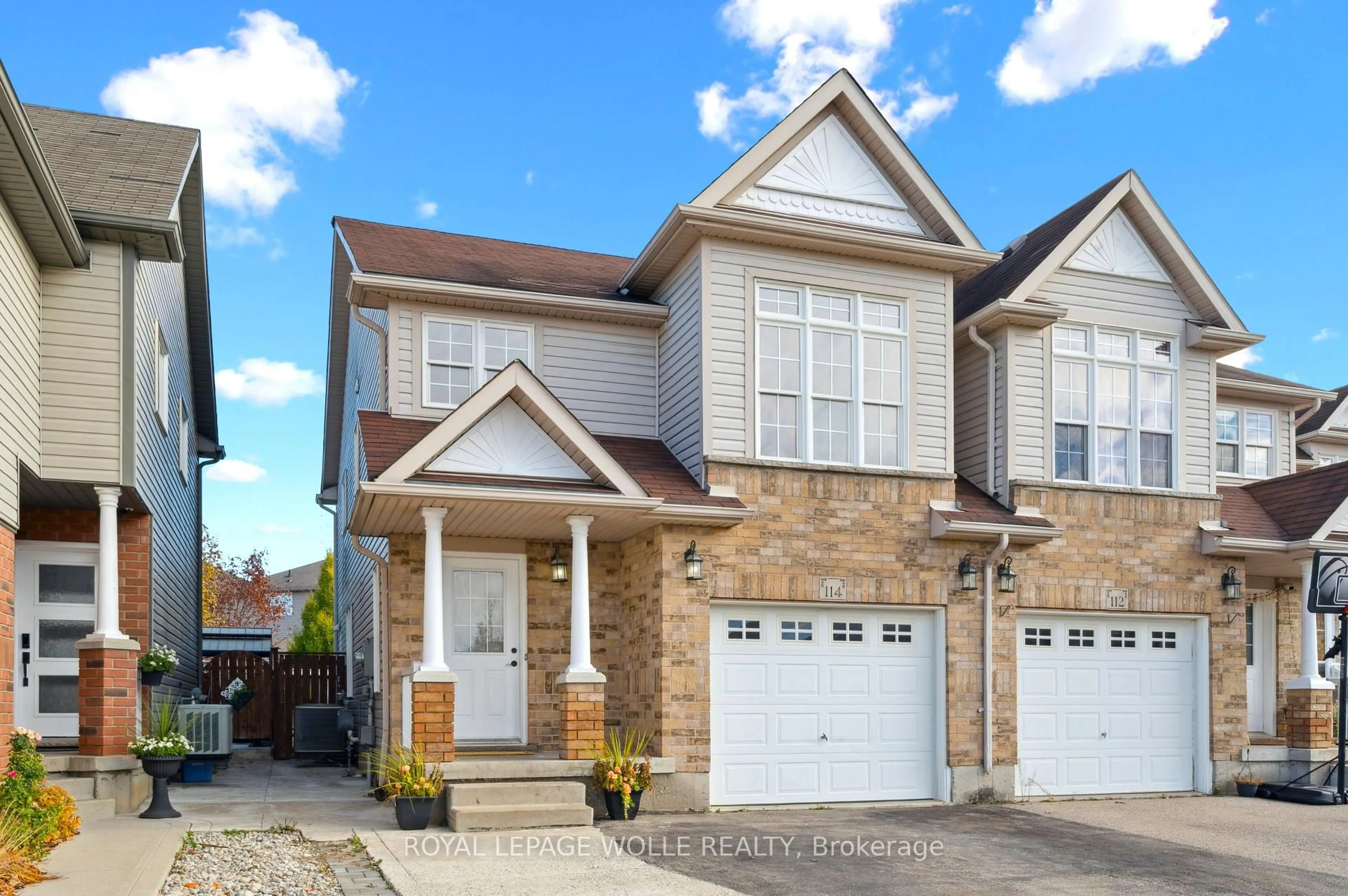 Home with brick exterior material, street for 114 Woodbine Ave, Kitchener Ontario N2R 1X4