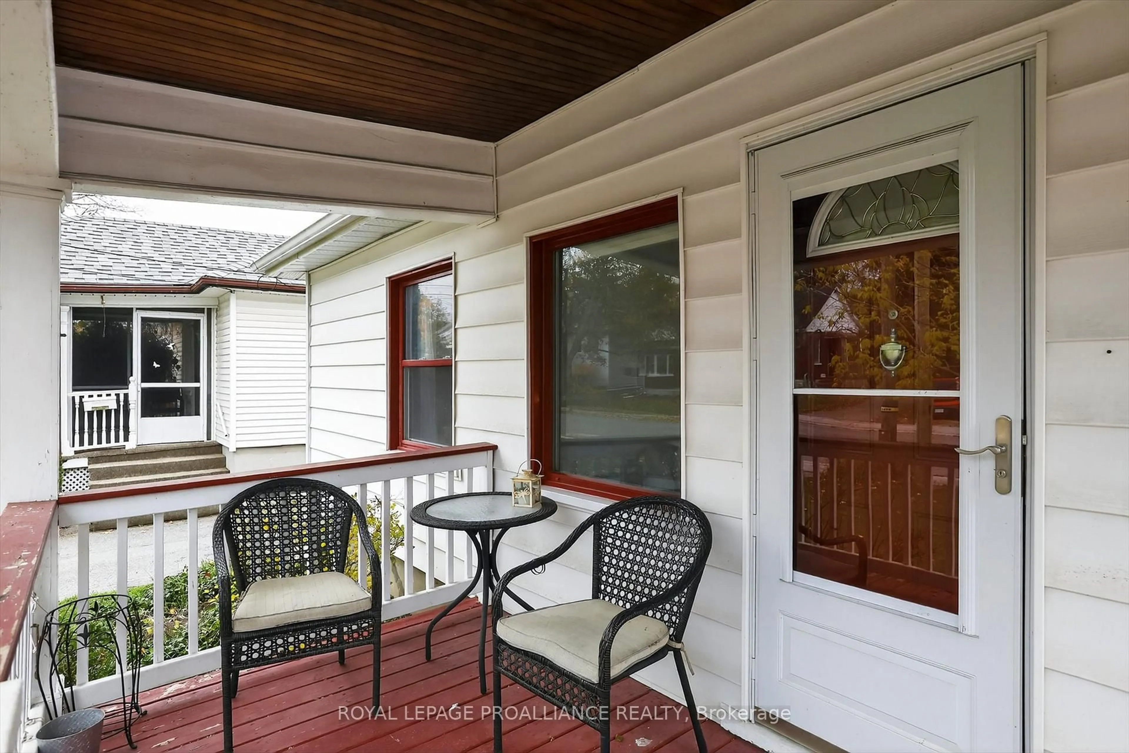 Patio, street for 410 Dublin St, Peterborough Ontario K9H 3C9