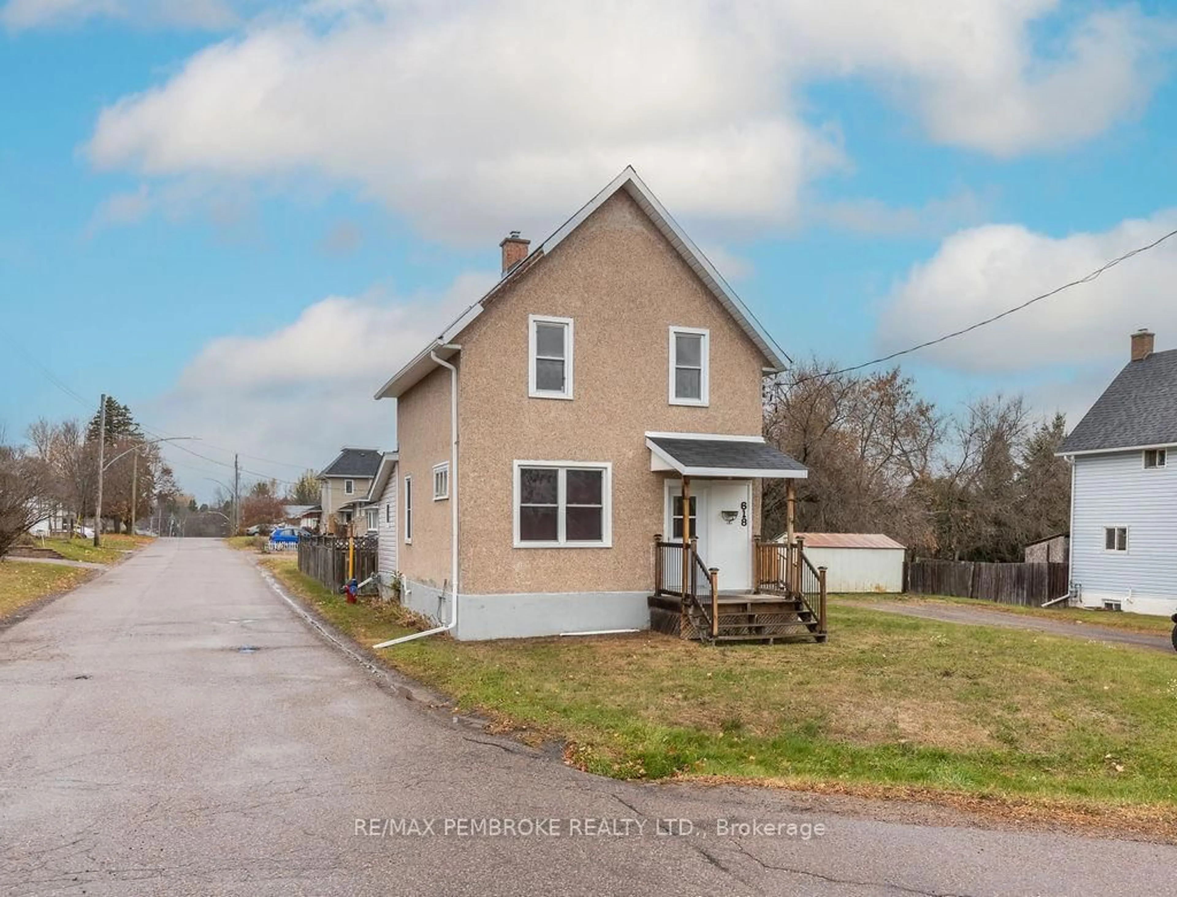 Unknown for 618 ELGIN St, Laurentian Valley Ontario K8A 4H2