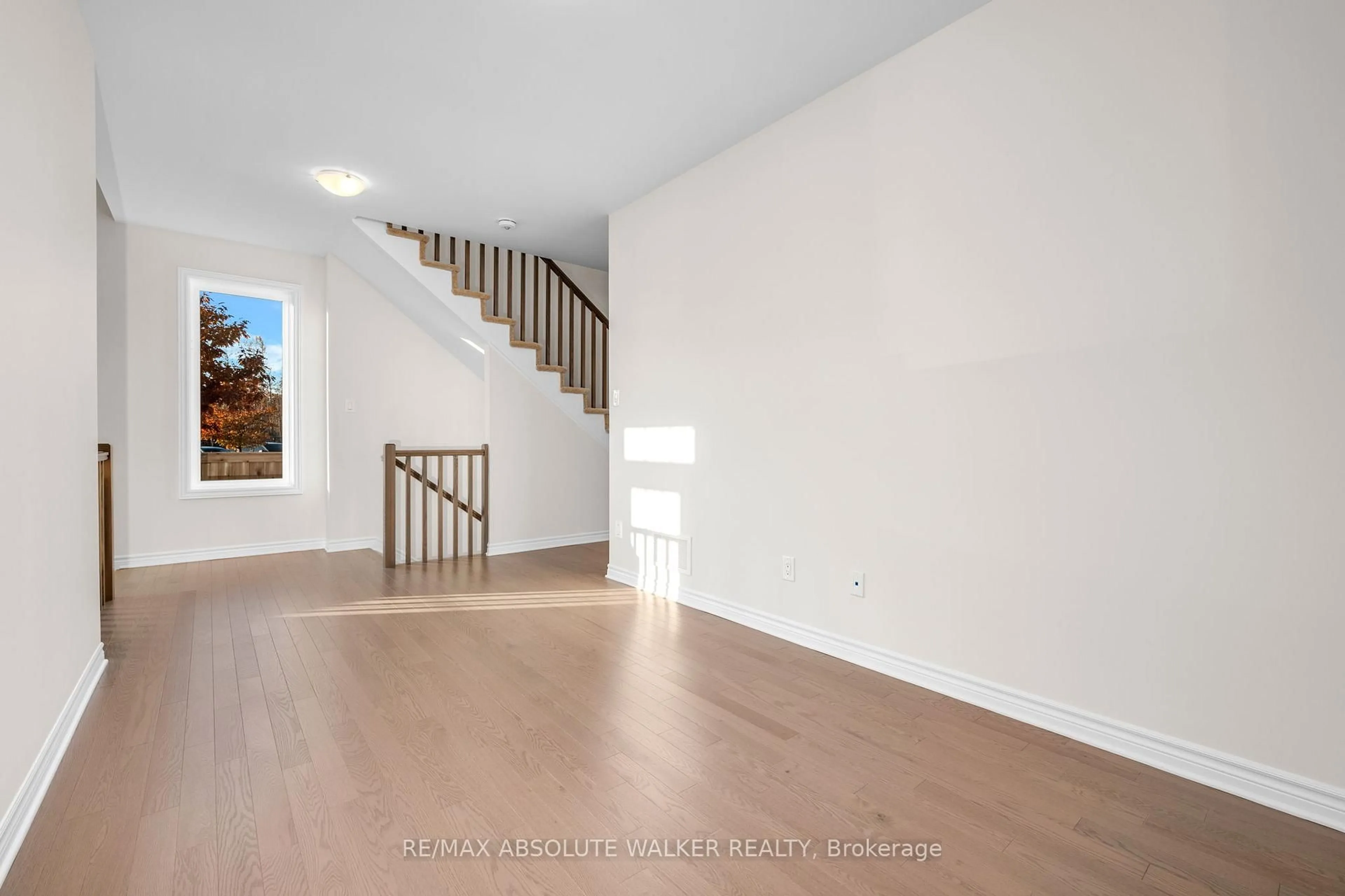 Unknown for 702 DU RIVAGE St, Clarence-Rockland Ontario K4K 0K1