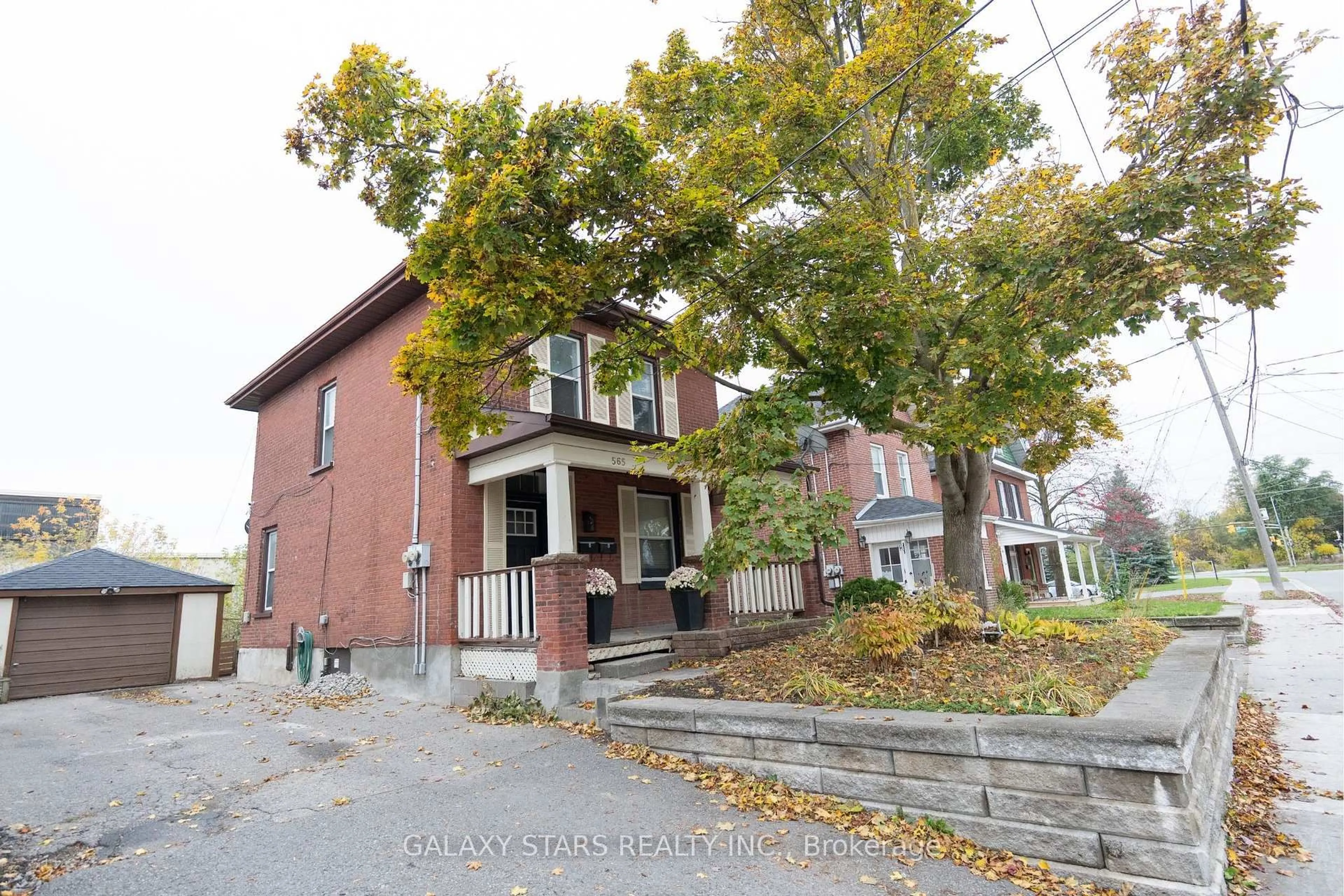 Home with brick exterior material, street for 565 Romaine St, Peterborough Ontario K9J 2C8