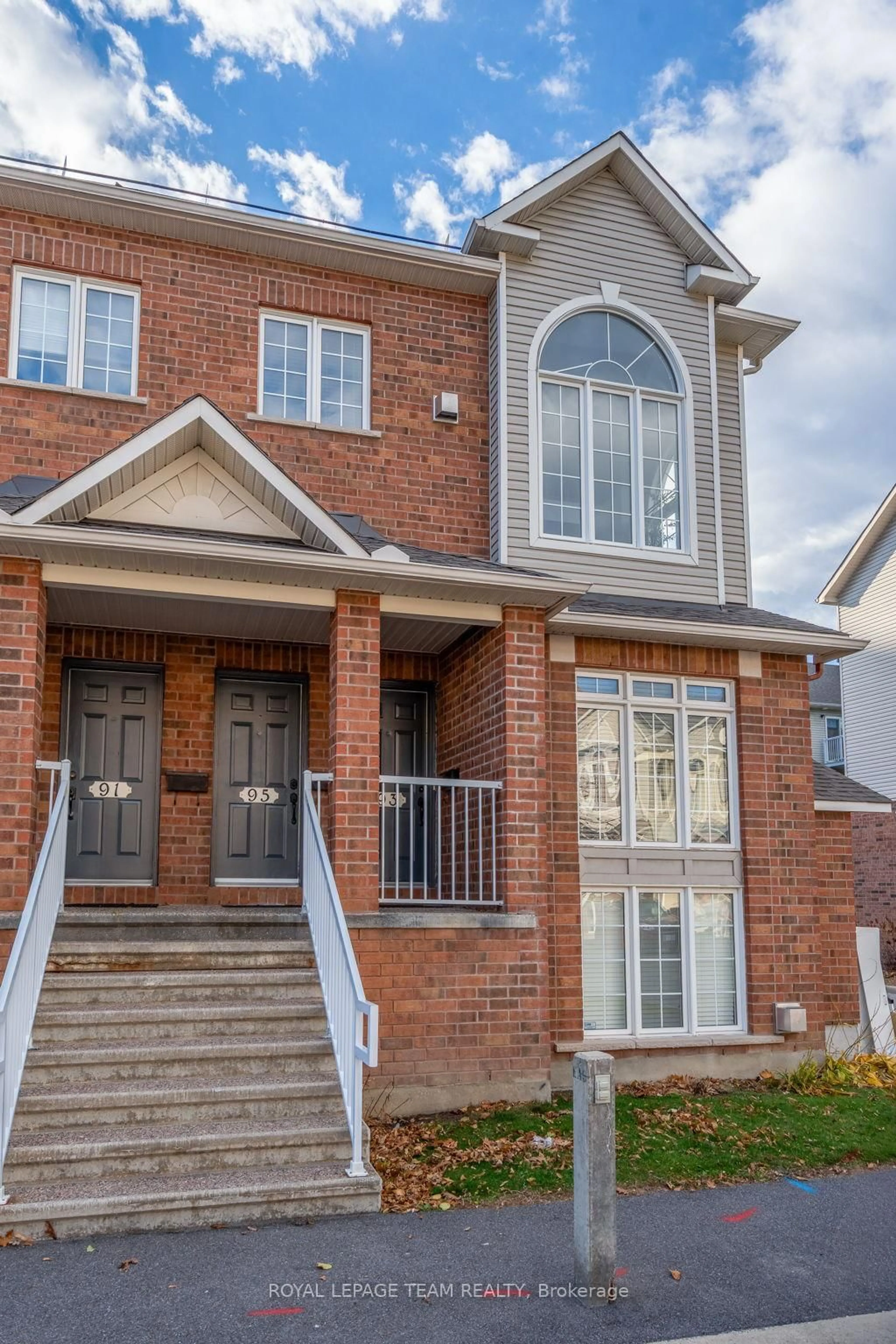 Home with brick exterior material, street for 1512 Walkley Rd #95, Ottawa Ontario K1V 2G7