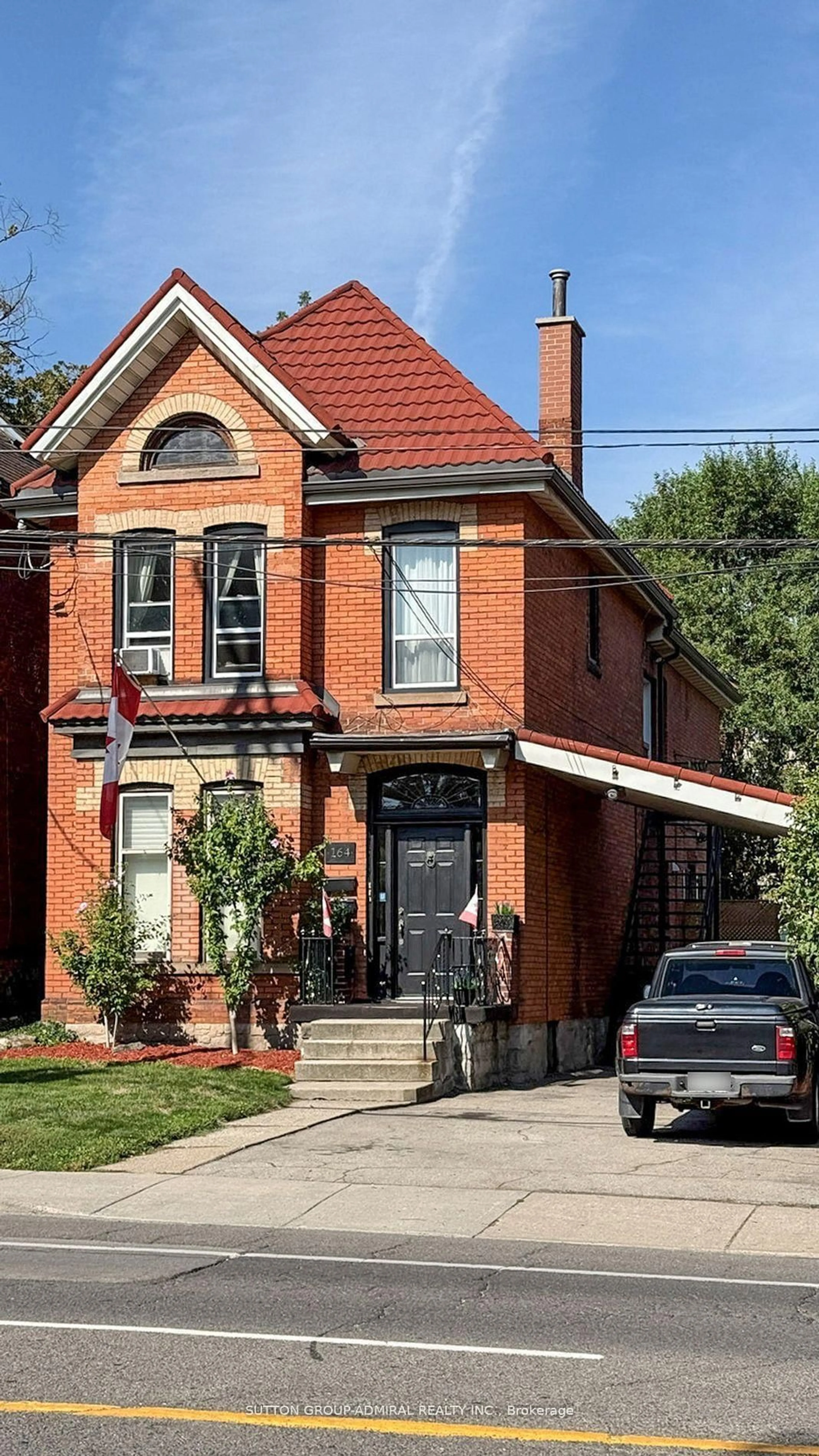 Home with brick exterior material, street for 164 Wentworth St, Hamilton Ontario L8N 2Z2