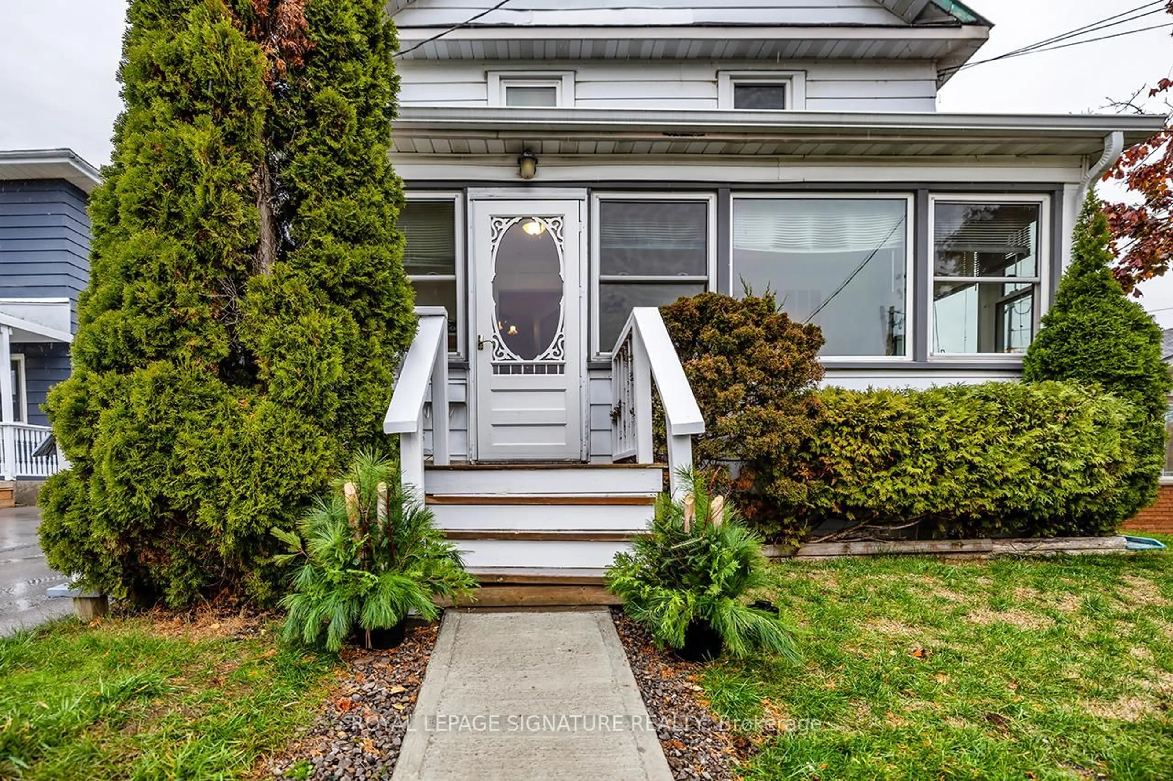 Unknown for 9 South Charles St, Quinte West Ontario K8V 2R8