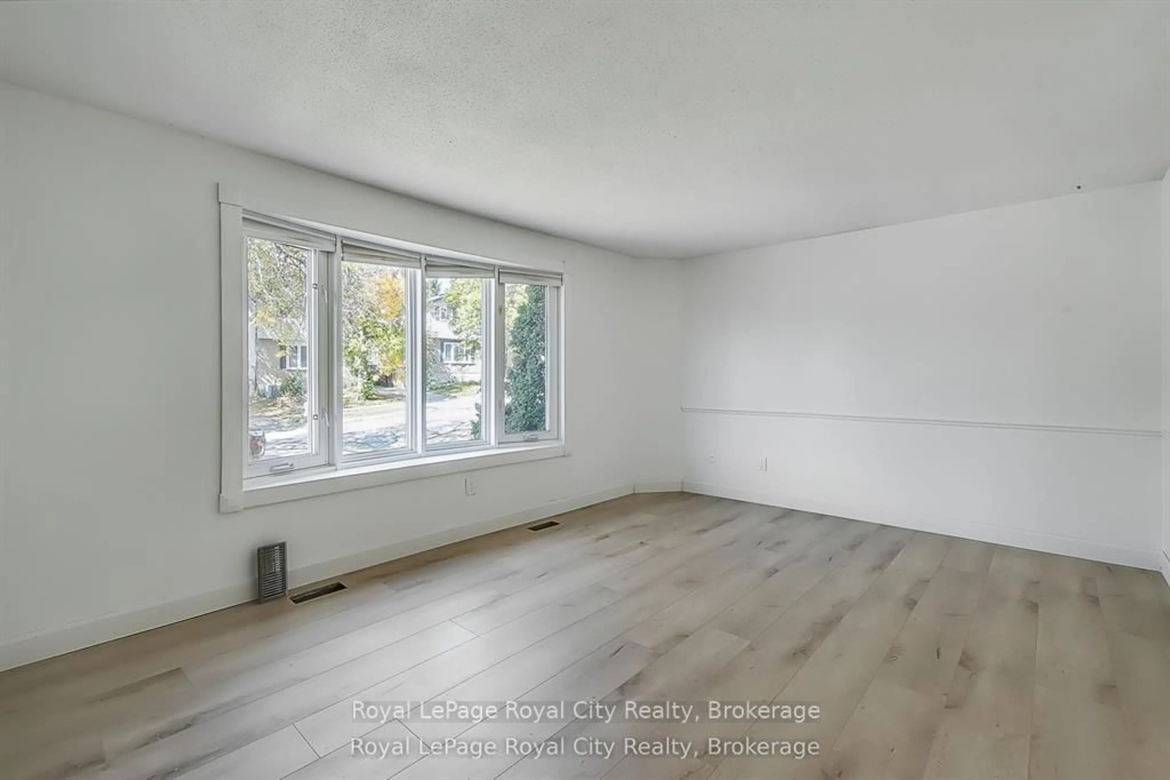 A pic of a room for 19 Leacock Ave, Guelph Ontario N1E 6P9