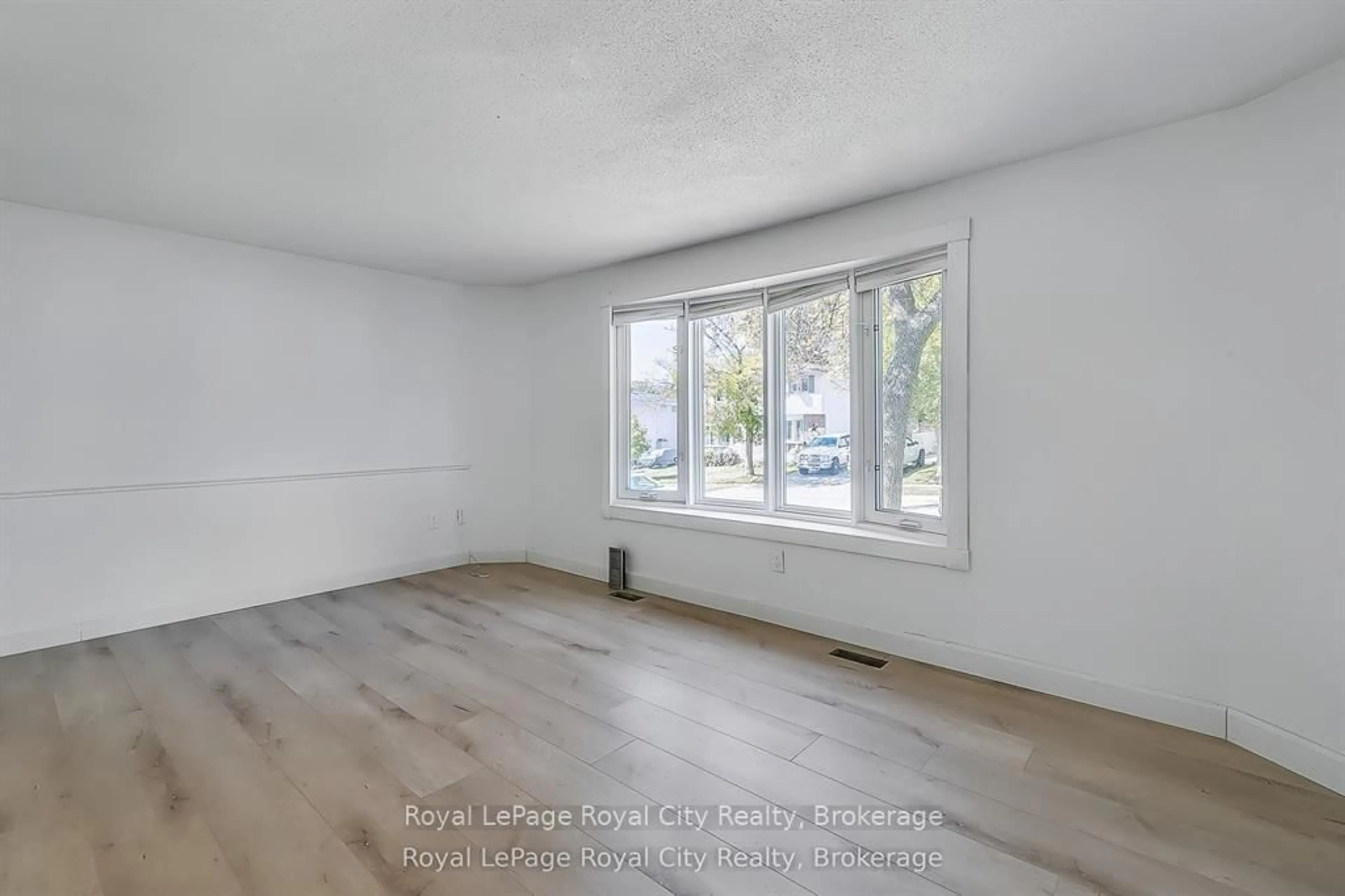 A pic of a room for 19 Leacock Ave, Guelph Ontario N1E 6P9