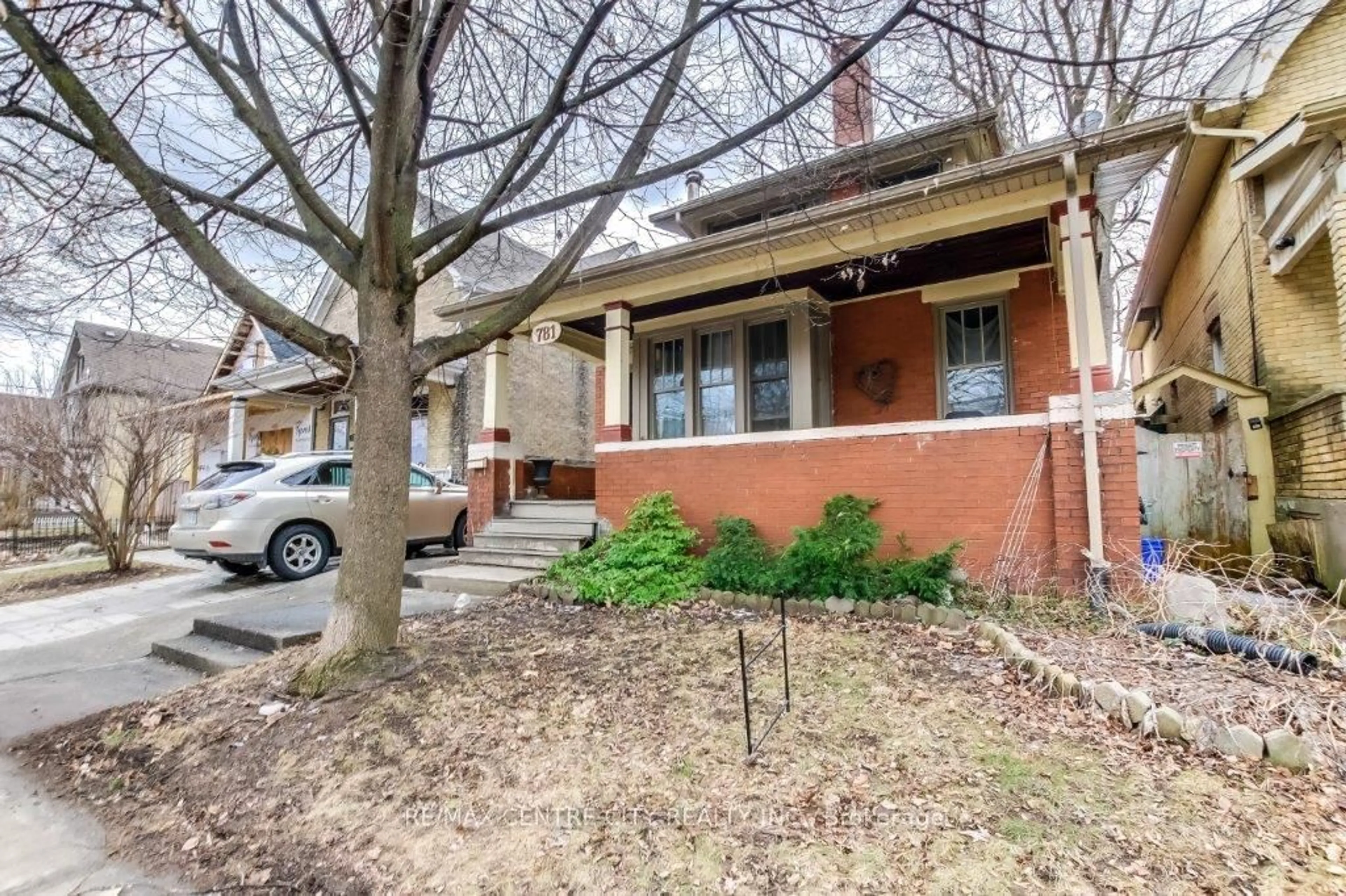 Home with brick exterior material, street for 781 Dufferin Ave, London East Ontario N5W 3J9