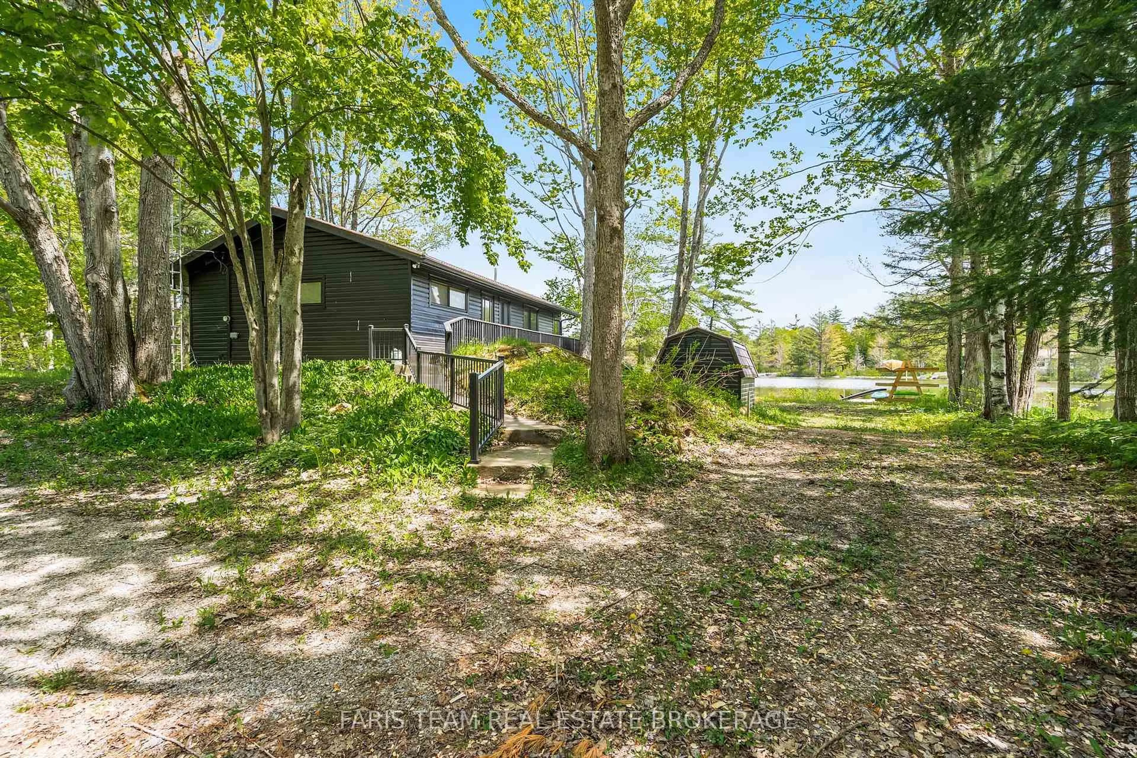 Unknown for 1010 Sanderson Rd, Gravenhurst Ontario P0E 1N0