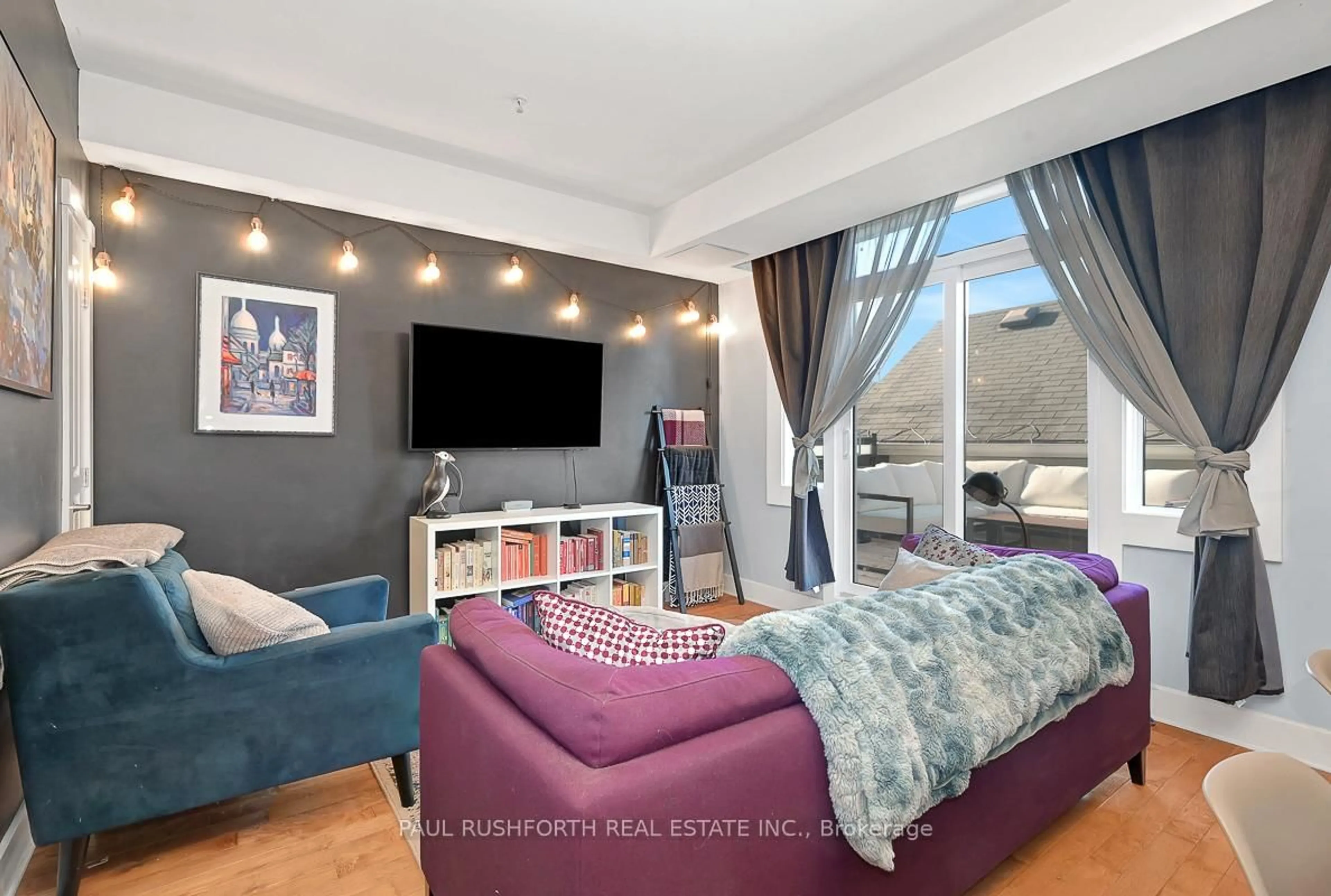 Living room with furniture, unknown for 124 Guigues Ave #B303, Ottawa Ontario K1N 5H7