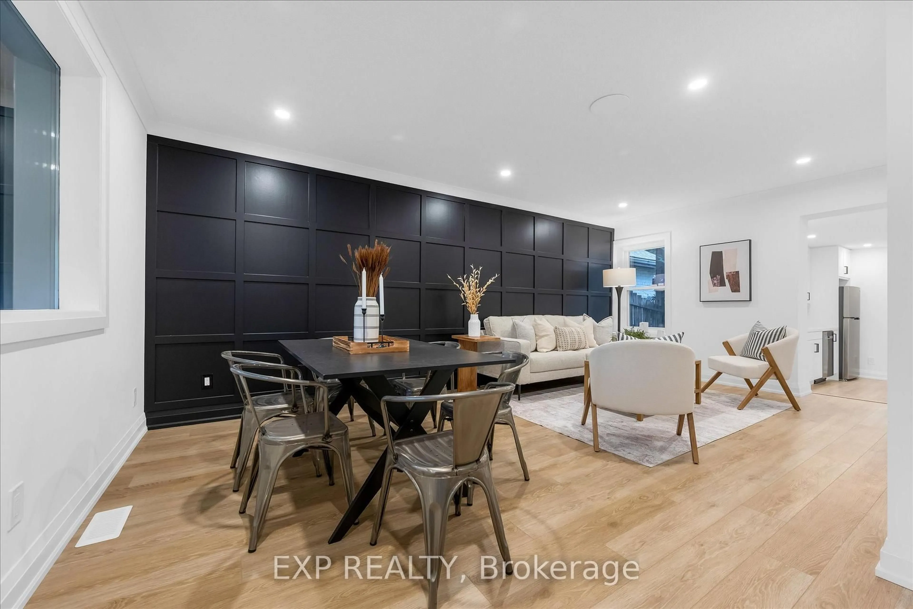 Unknown for 9 Ford St, Hamilton Ontario L8N 2P4