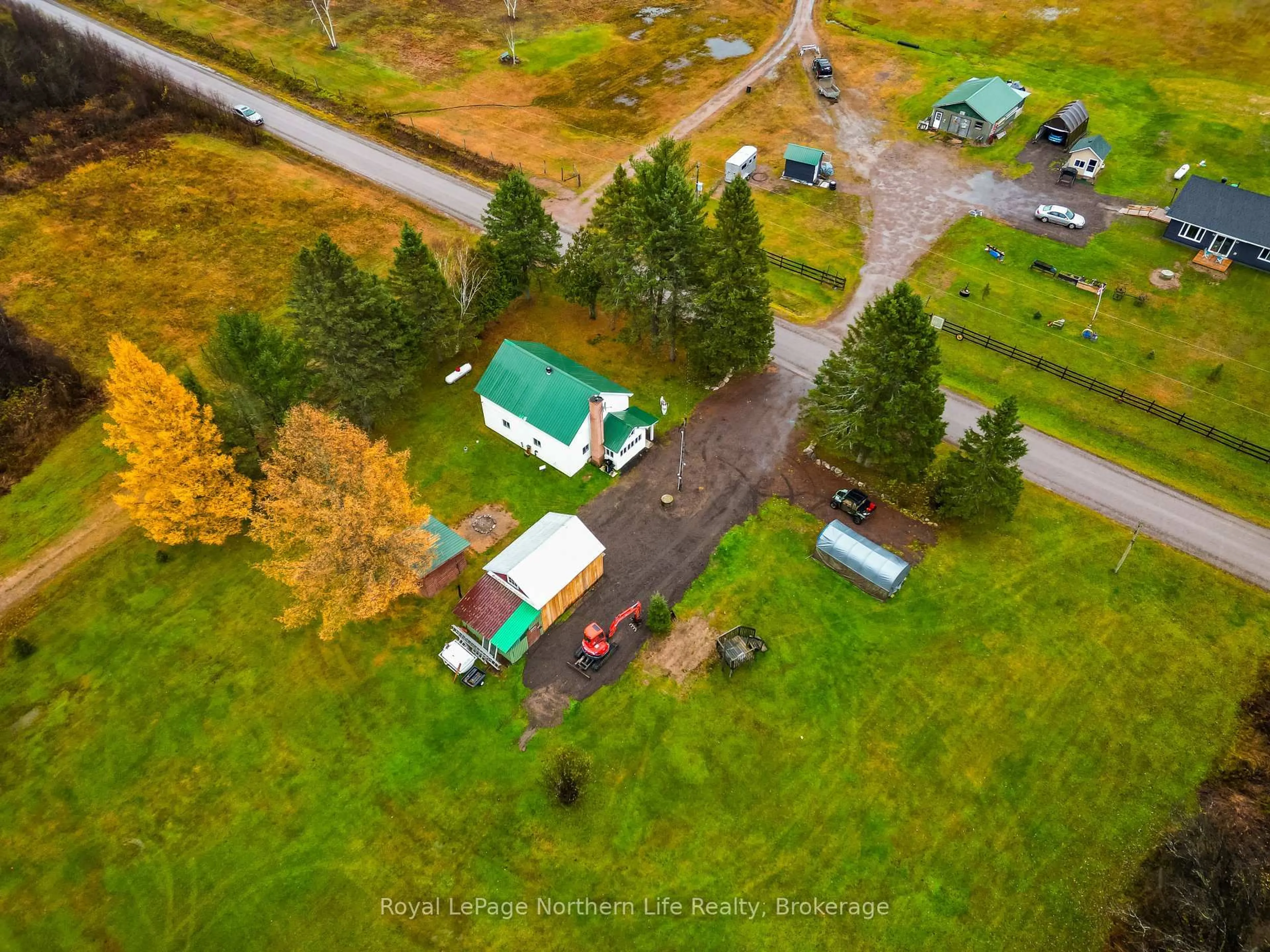A pic from outside/outdoor area/front of a property/back of a property/a pic from drone, street for 264 Moreau Rd, Calvin Ontario P0H 2E0