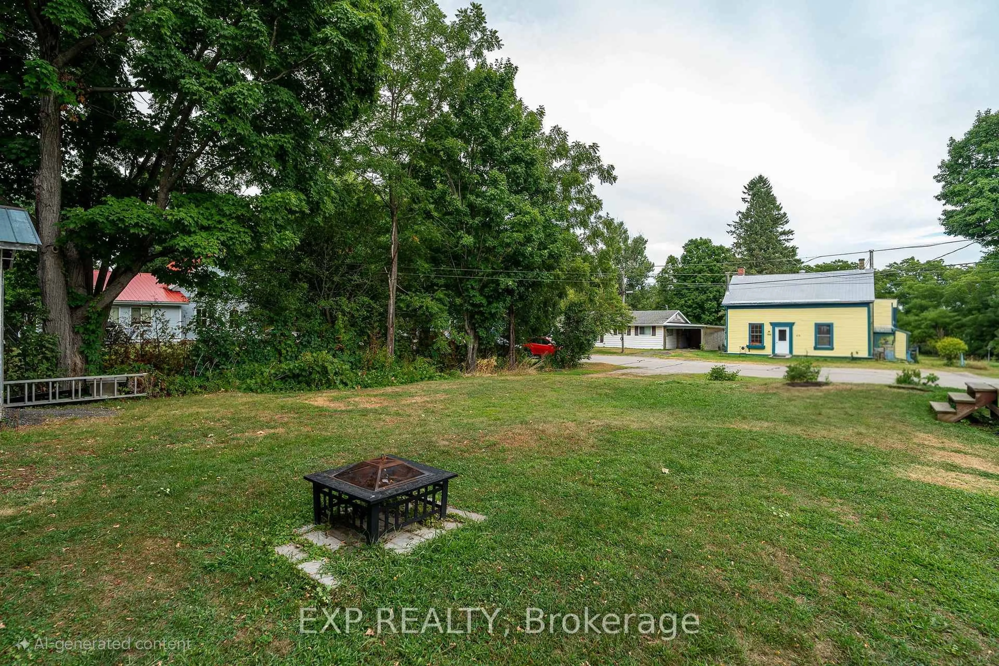 A pic from outside/outdoor area/front of a property/back of a property/a pic from drone, building for 105 Rideau St, Merrickville-Wolford Ontario K0G 1N0