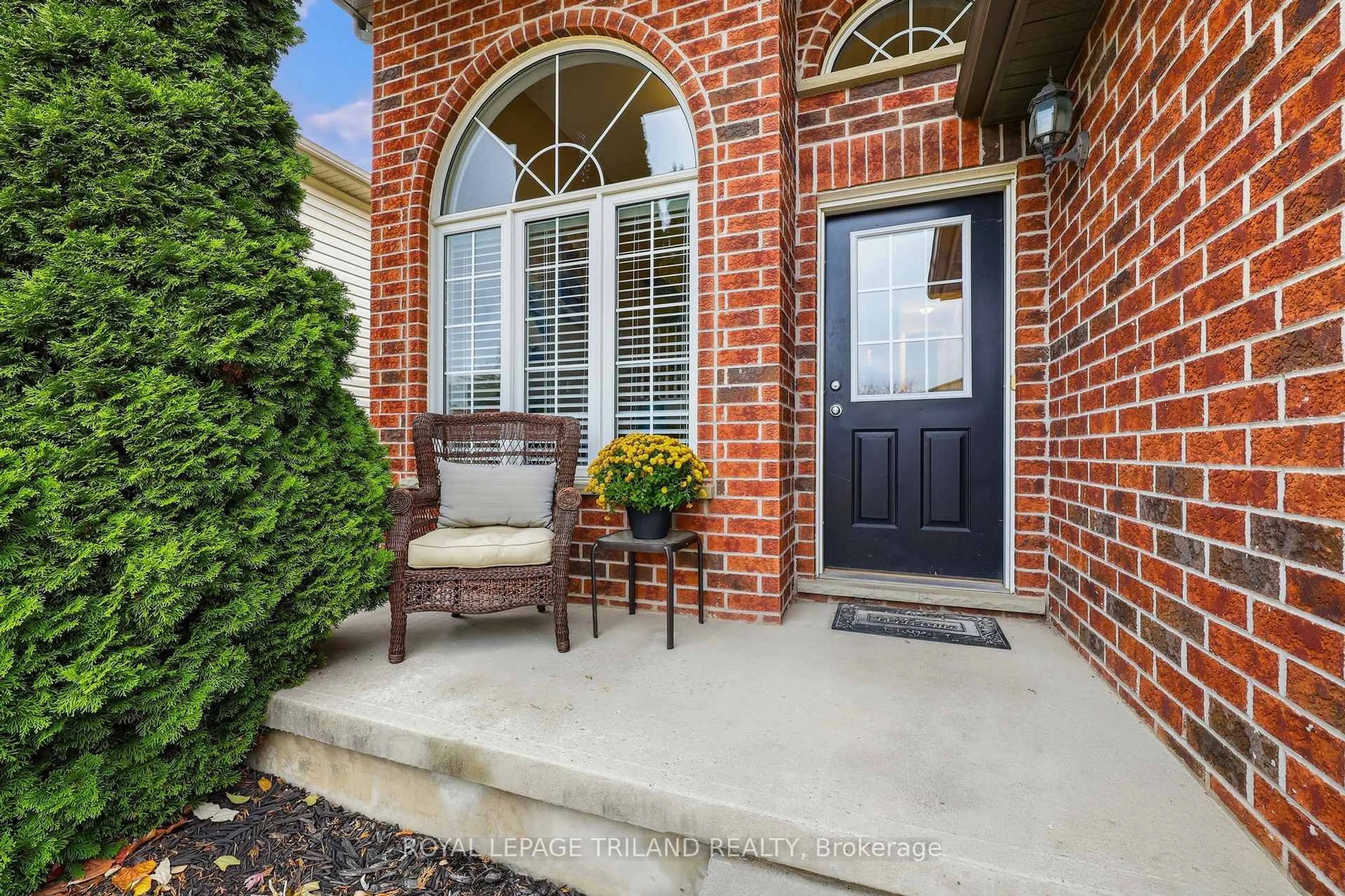 Home with brick exterior material, street for 1041 BLYTHWOOD Rd, London North Ontario N6H 5W2