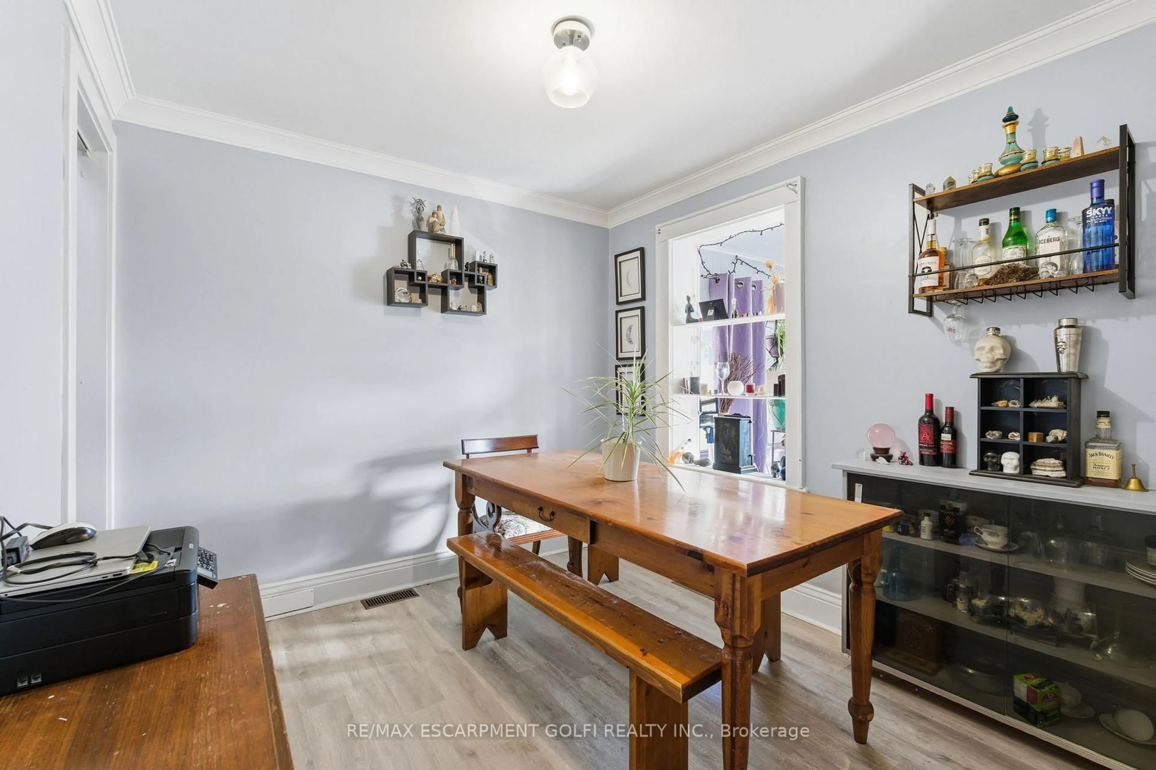 Dining room, unknown for 30 Cope St, Hamilton Ontario L8H 5A9