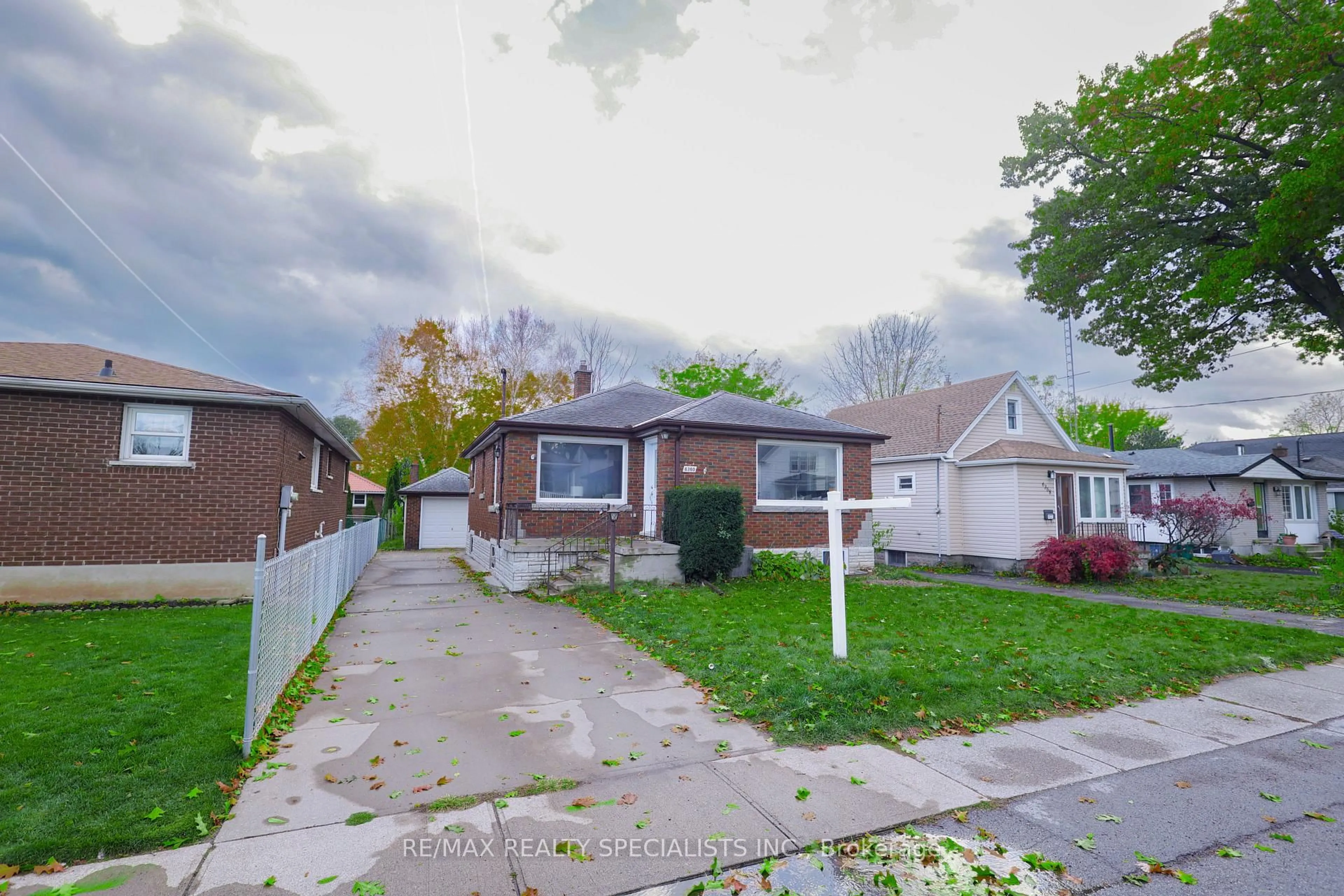 Unknown for 6360 Ash St, Niagara Falls Ontario L2G 2H5