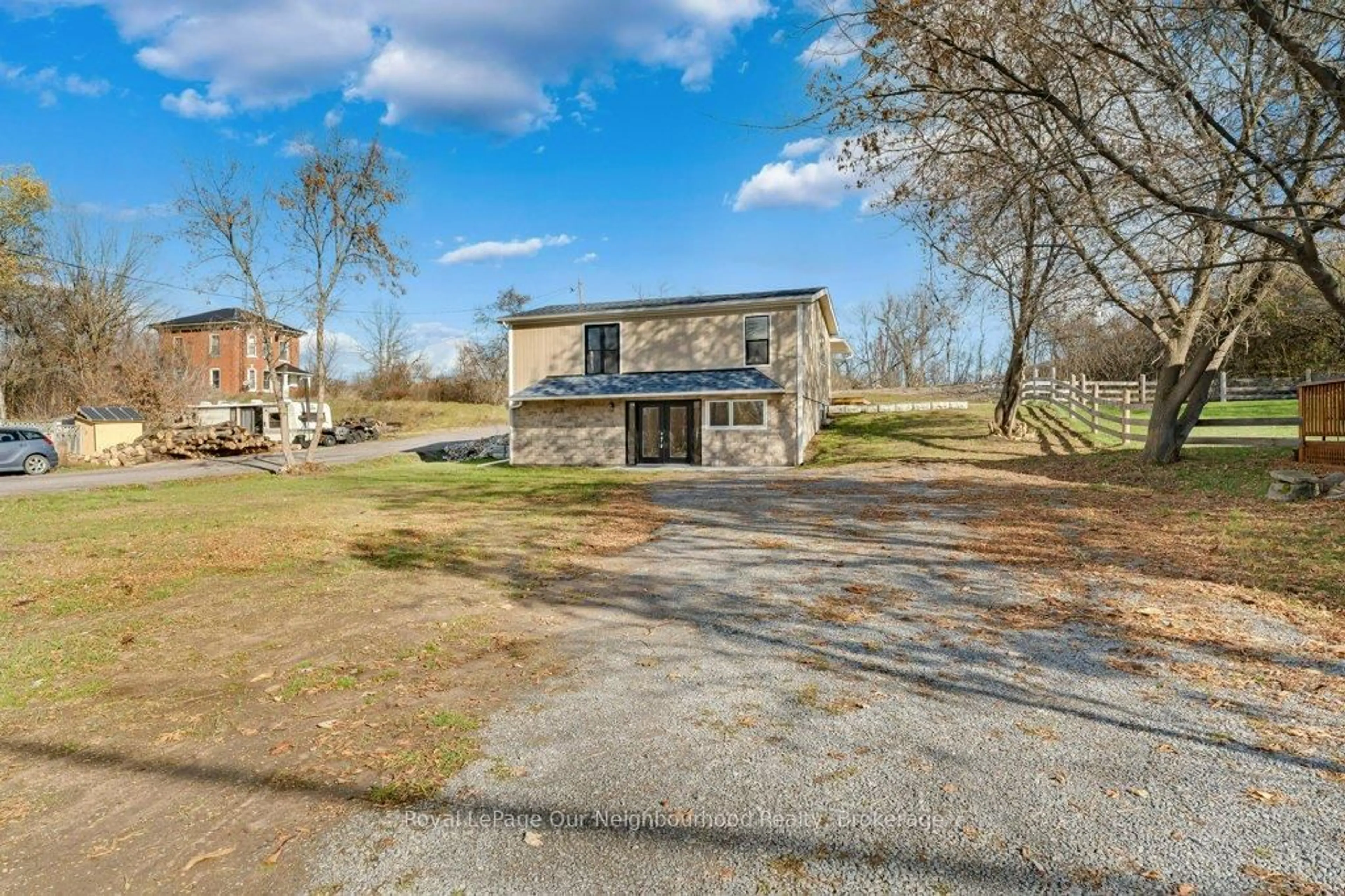 A pic from outside/outdoor area/front of a property/back of a property/a pic from drone, building for 6682 Wheeler St, Tamworth Ontario K0K 3G0