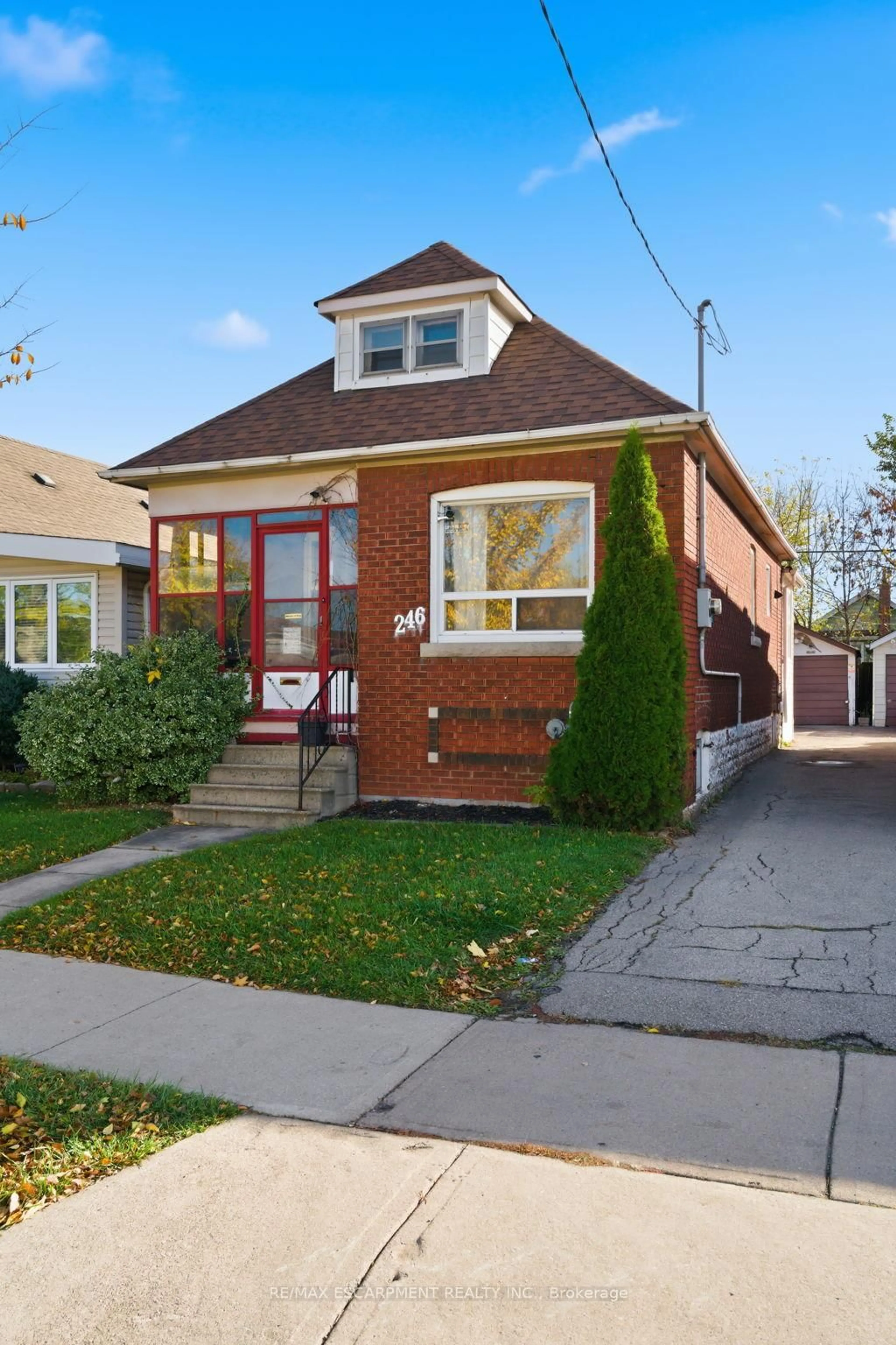 Home with brick exterior material, street for 246 Cope St, Hamilton Ontario L8H 5B5