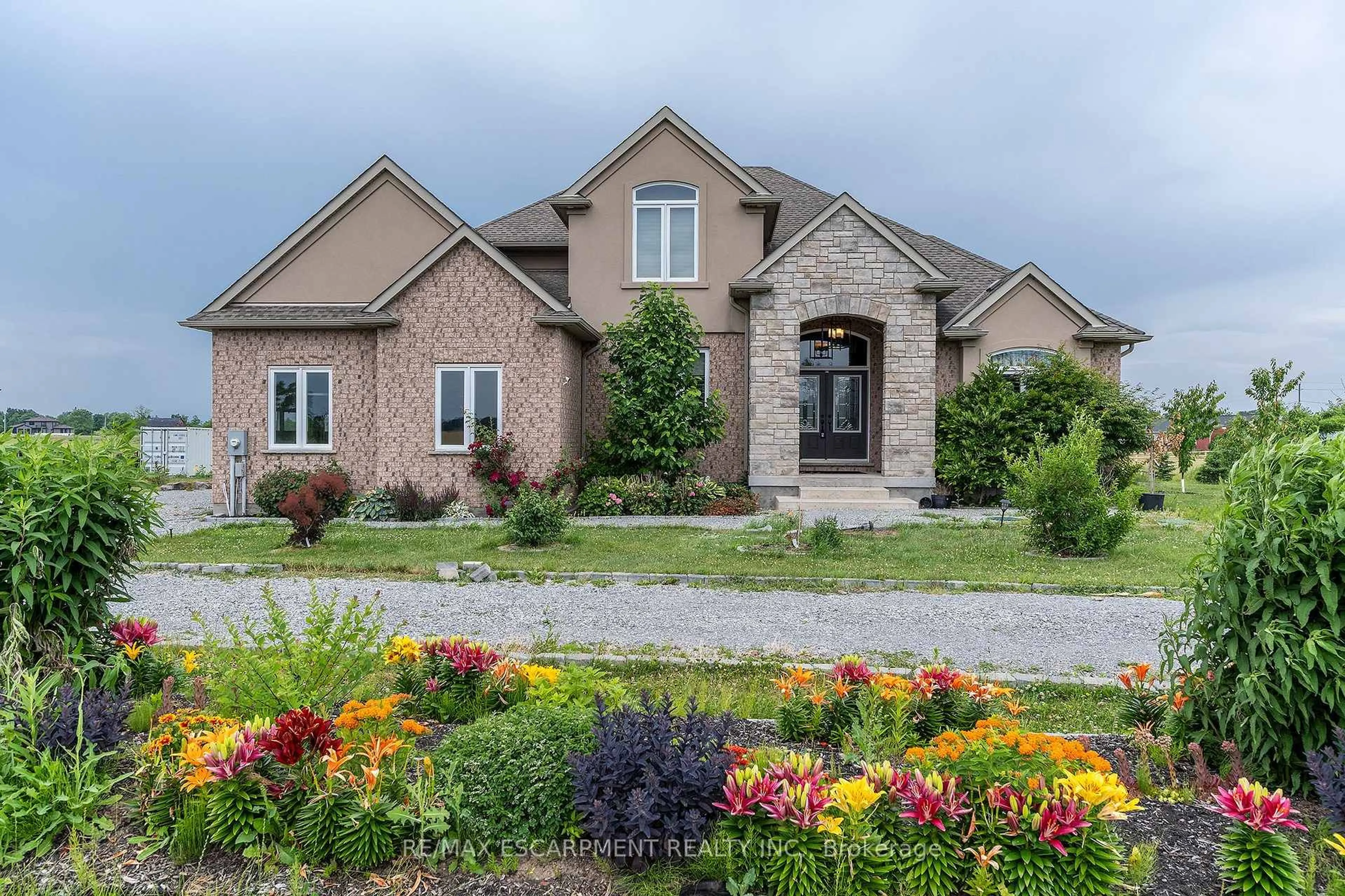 Home with brick exterior material, street for 270 Farr St, Pelham Ontario L0S 1C0