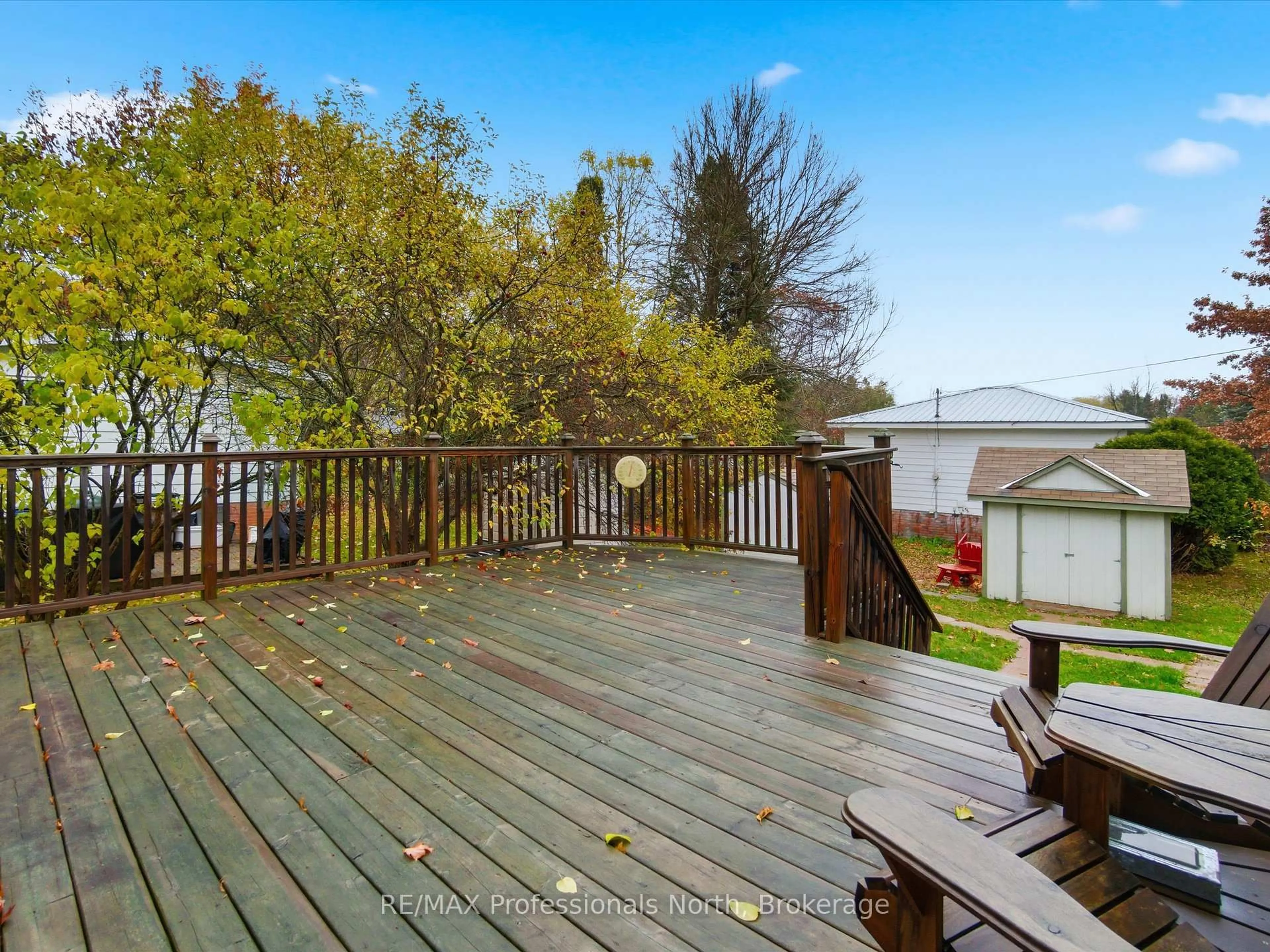 Patio, water/lake/river/ocean view for 8 Pleasant Ave, Huntsville Ontario P1H 1E9
