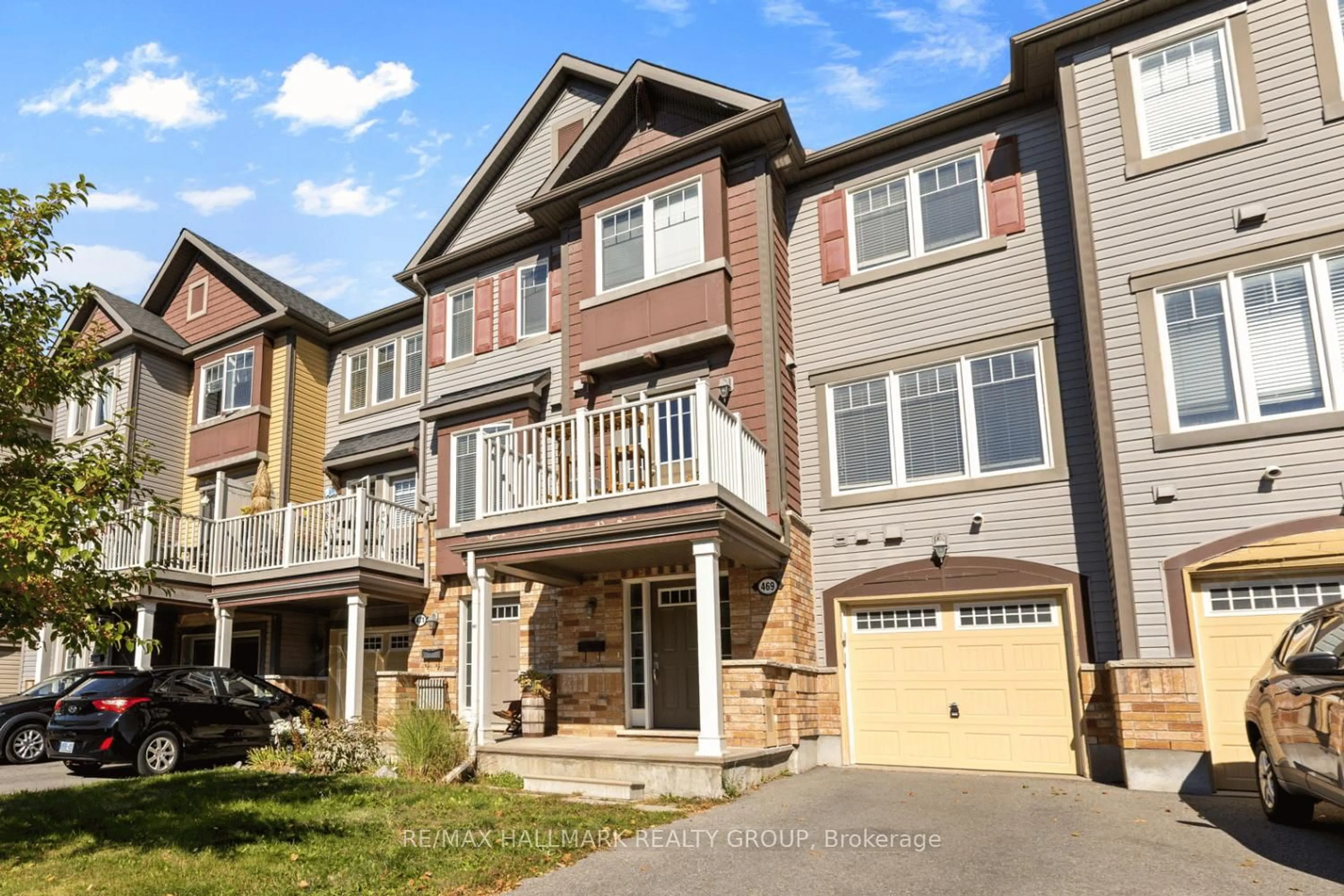 Unknown for 469 Meadowhawk Cres, Ottawa Ontario K2J 5W7