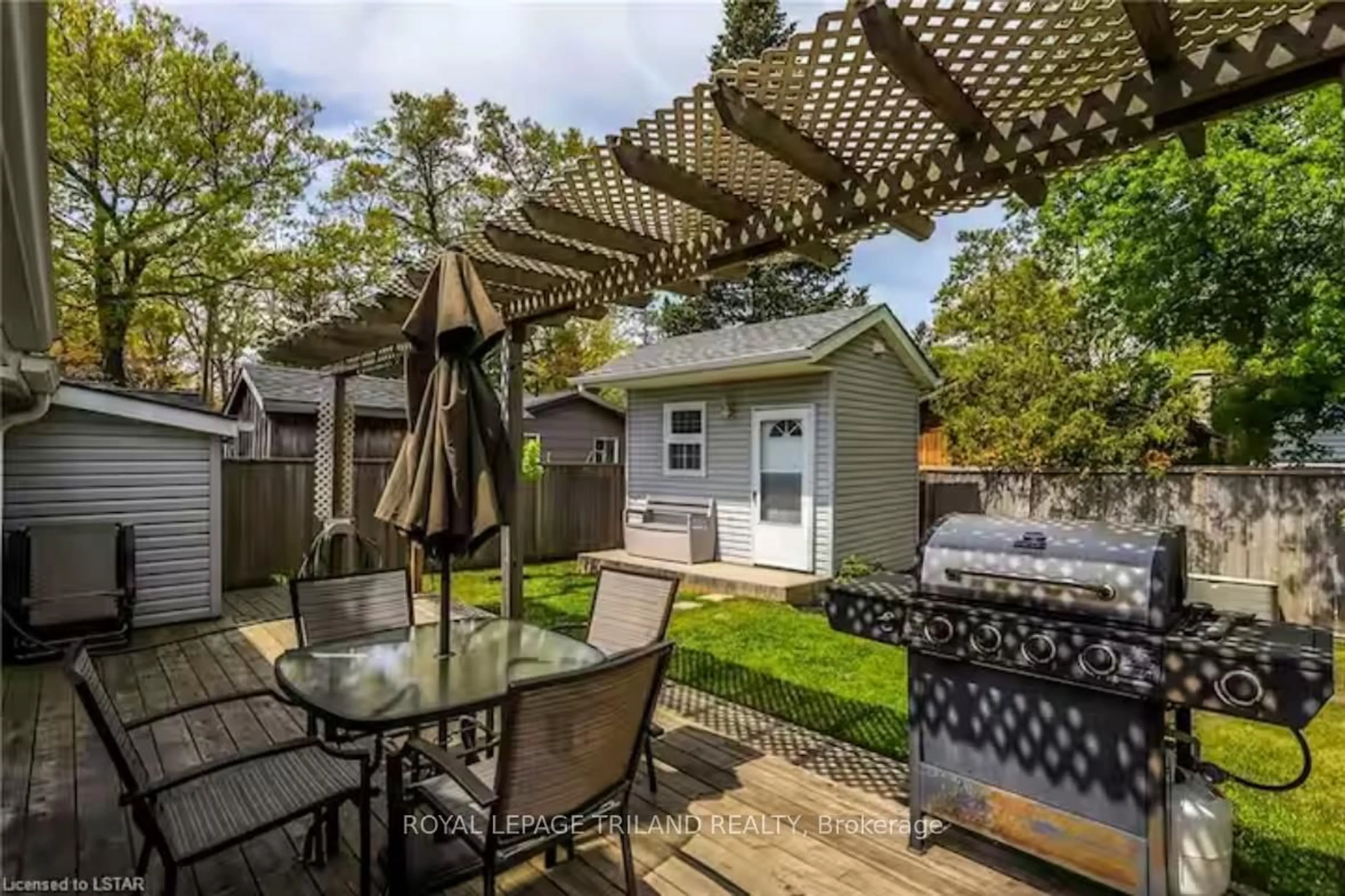 Patio, street for 23 Queens Ave, Lambton Shores Ontario N0M 1T0
