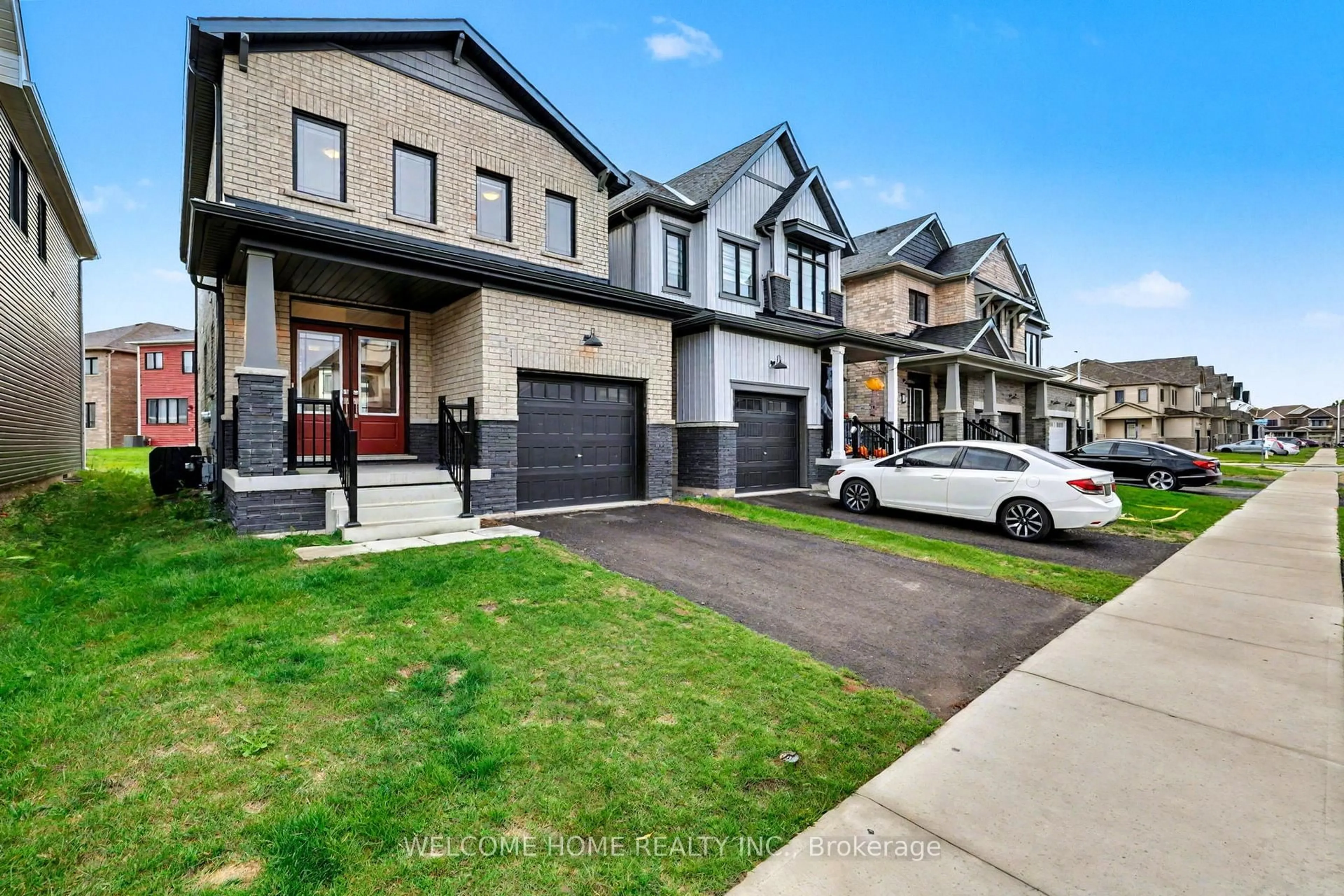 Home with brick exterior material, street for 100 Keelson St, Welland Ontario L3B 0M4