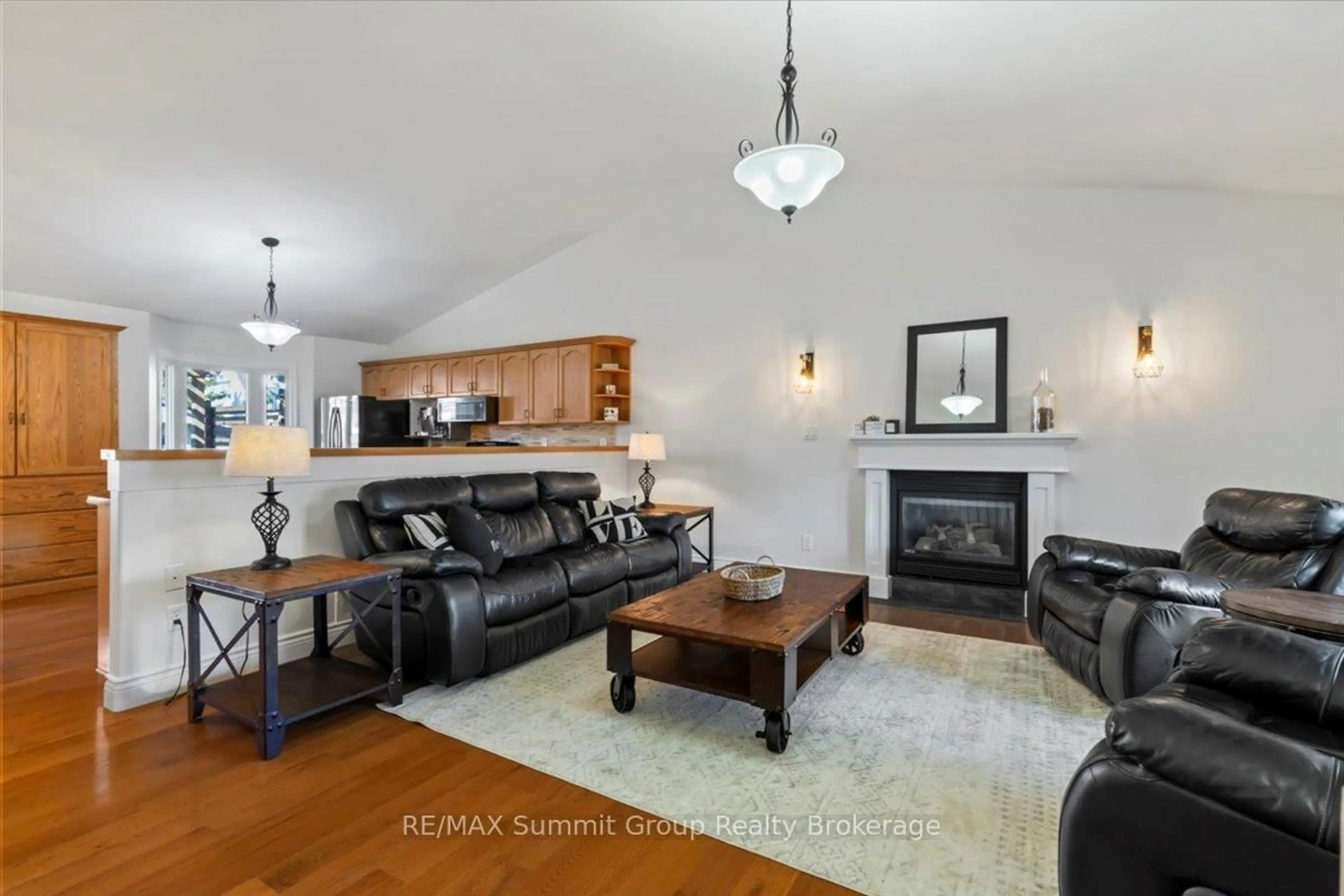 Living room with furniture, unknown for 20 McGregor Crt, Southgate Ontario N0C 1B0