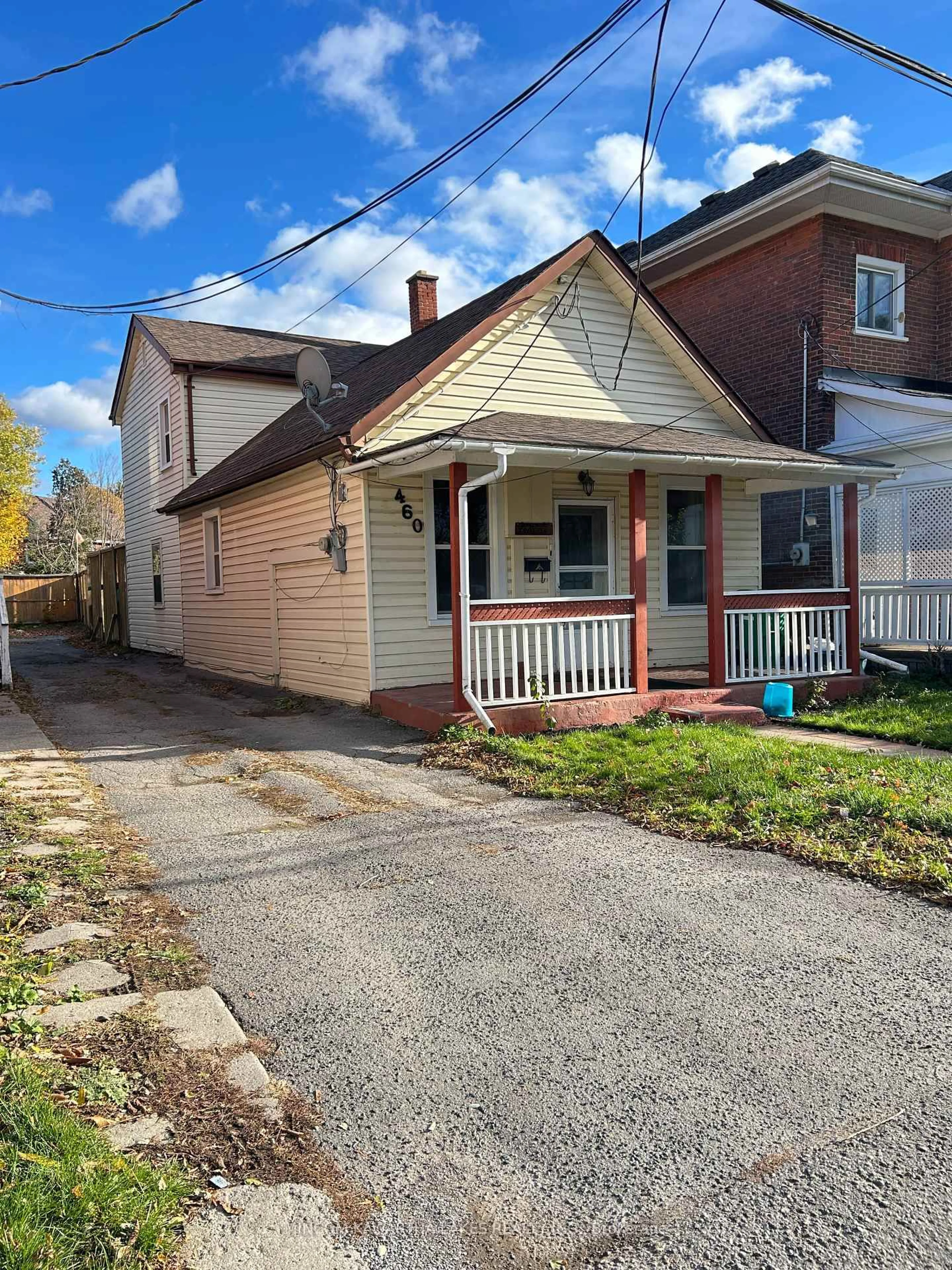 Unknown for 460 Driscoll Terr, Peterborough Ontario K9H 1T7